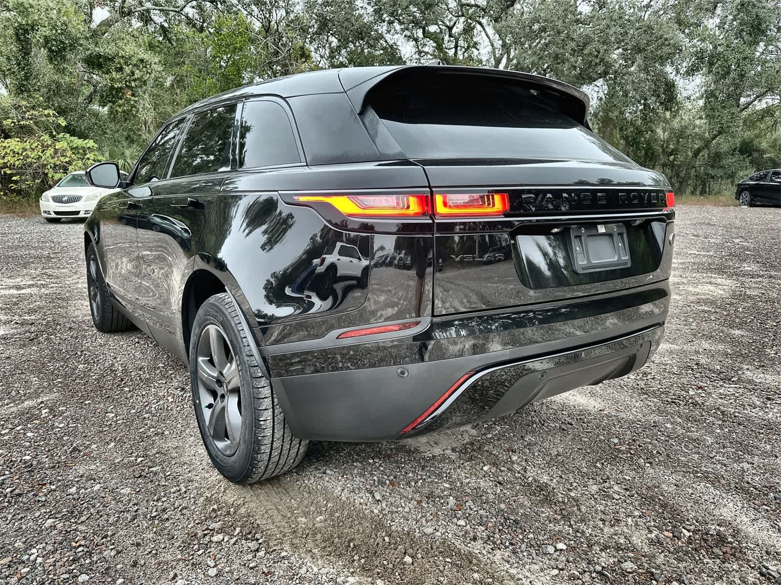 Thumbnail: 2023 Land Rover Range Rover Velar - 4