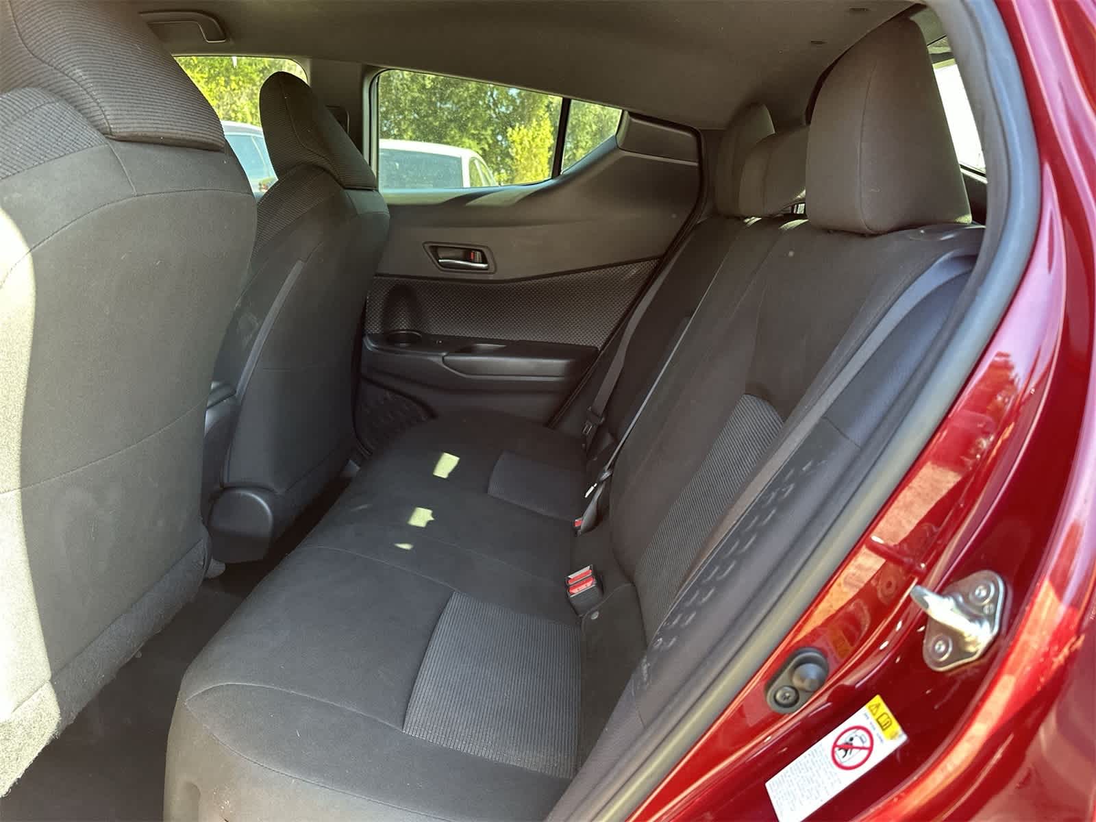 Thumbnail: 2018 Toyota C-HR - 18