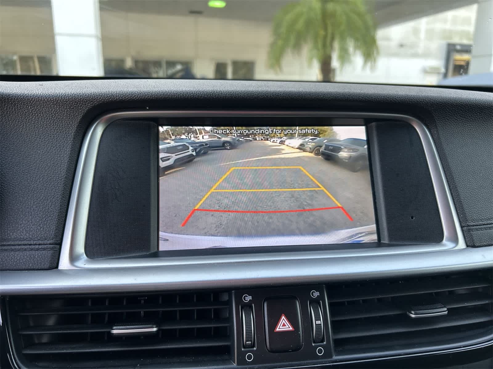 Thumbnail: 2019 Kia Optima - 22