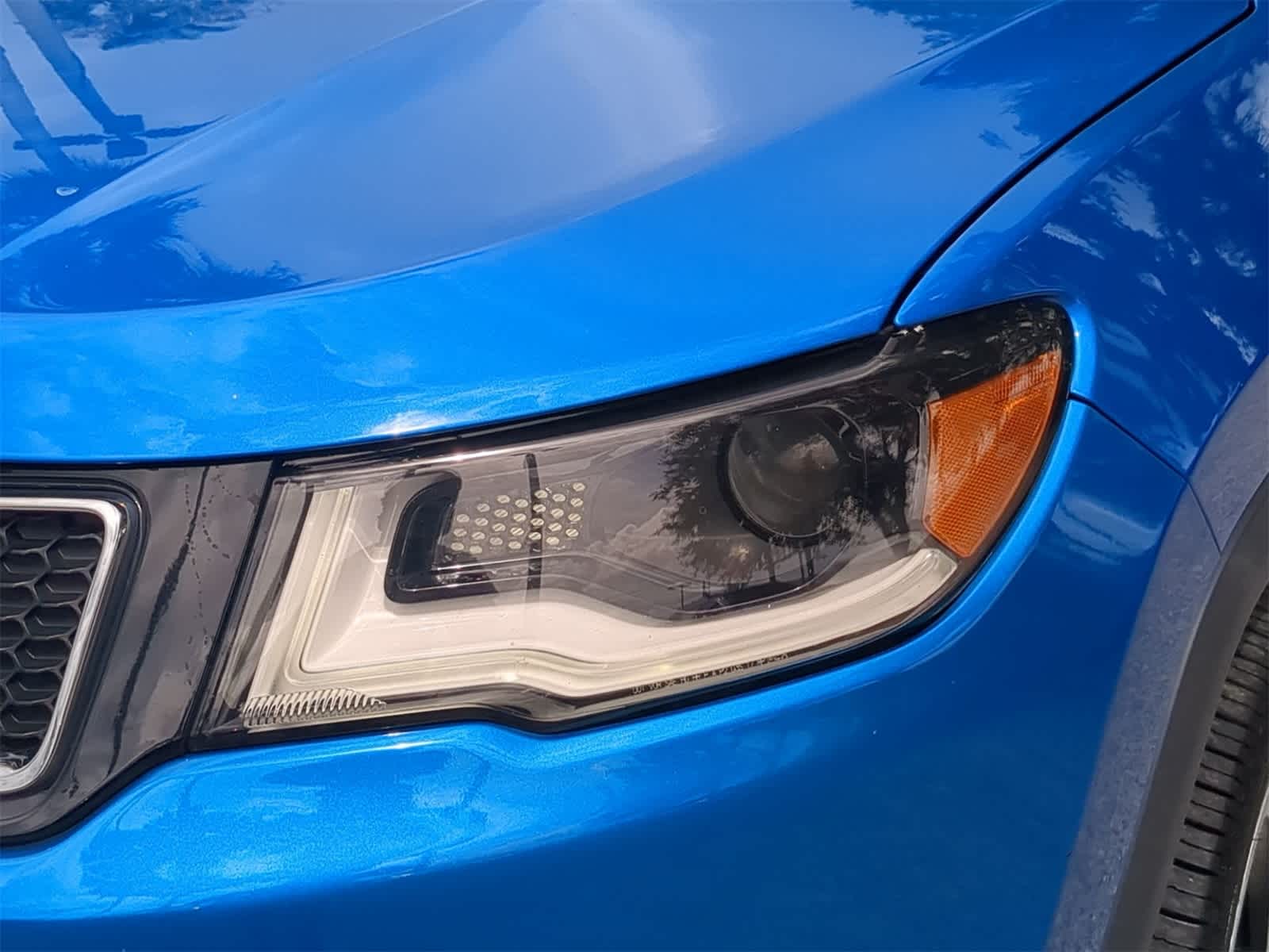 Thumbnail: 2019 Jeep Compass - 10