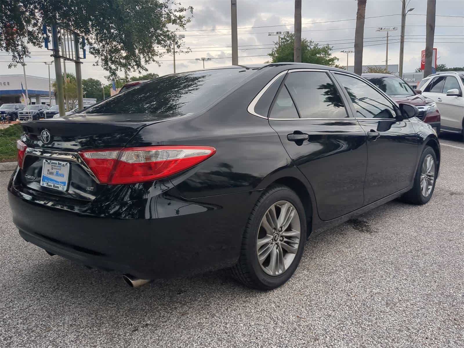 Thumbnail: 2015 Toyota Camry - 6
