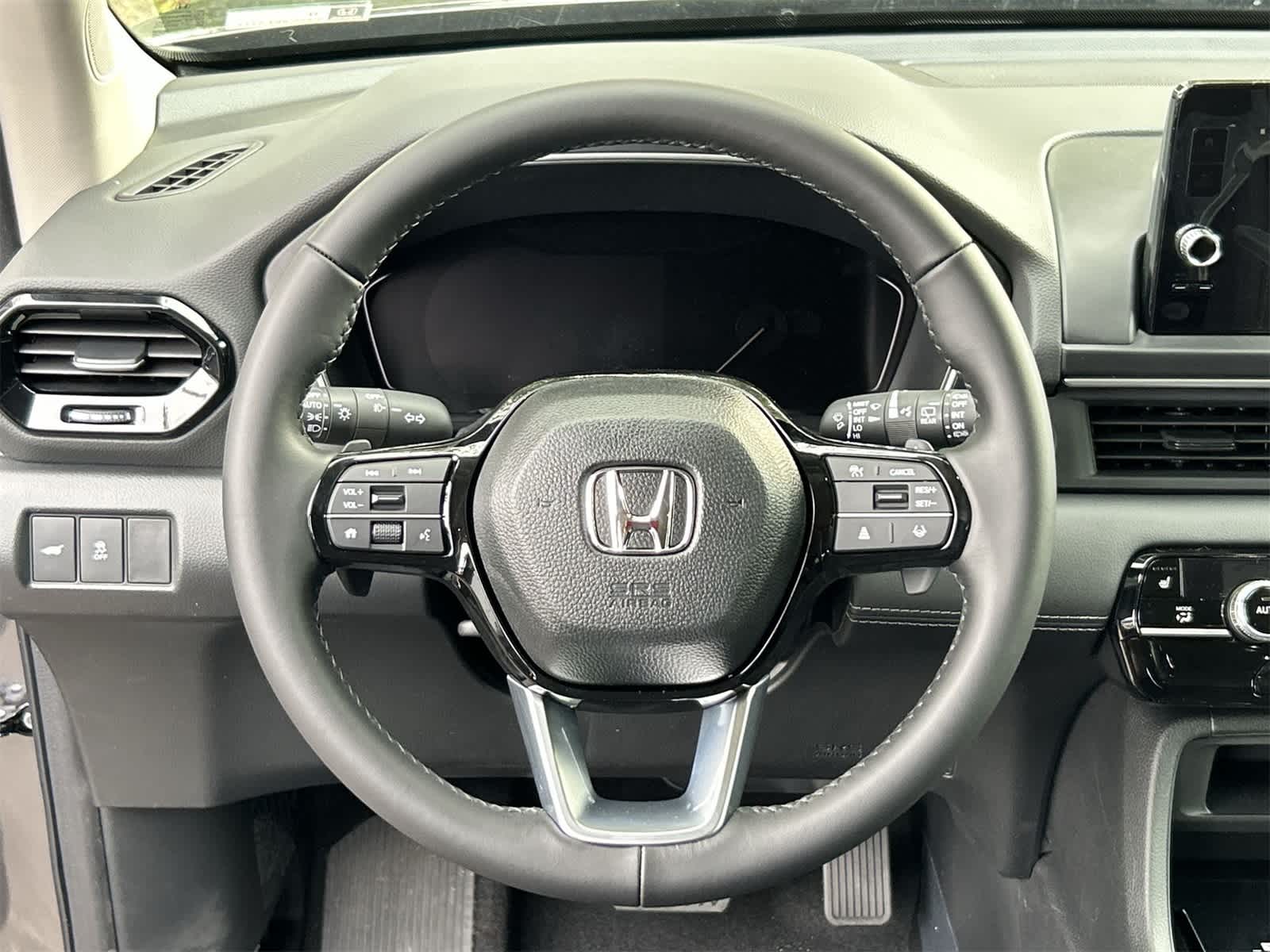 Thumbnail: 2025 Honda Pilot - 15