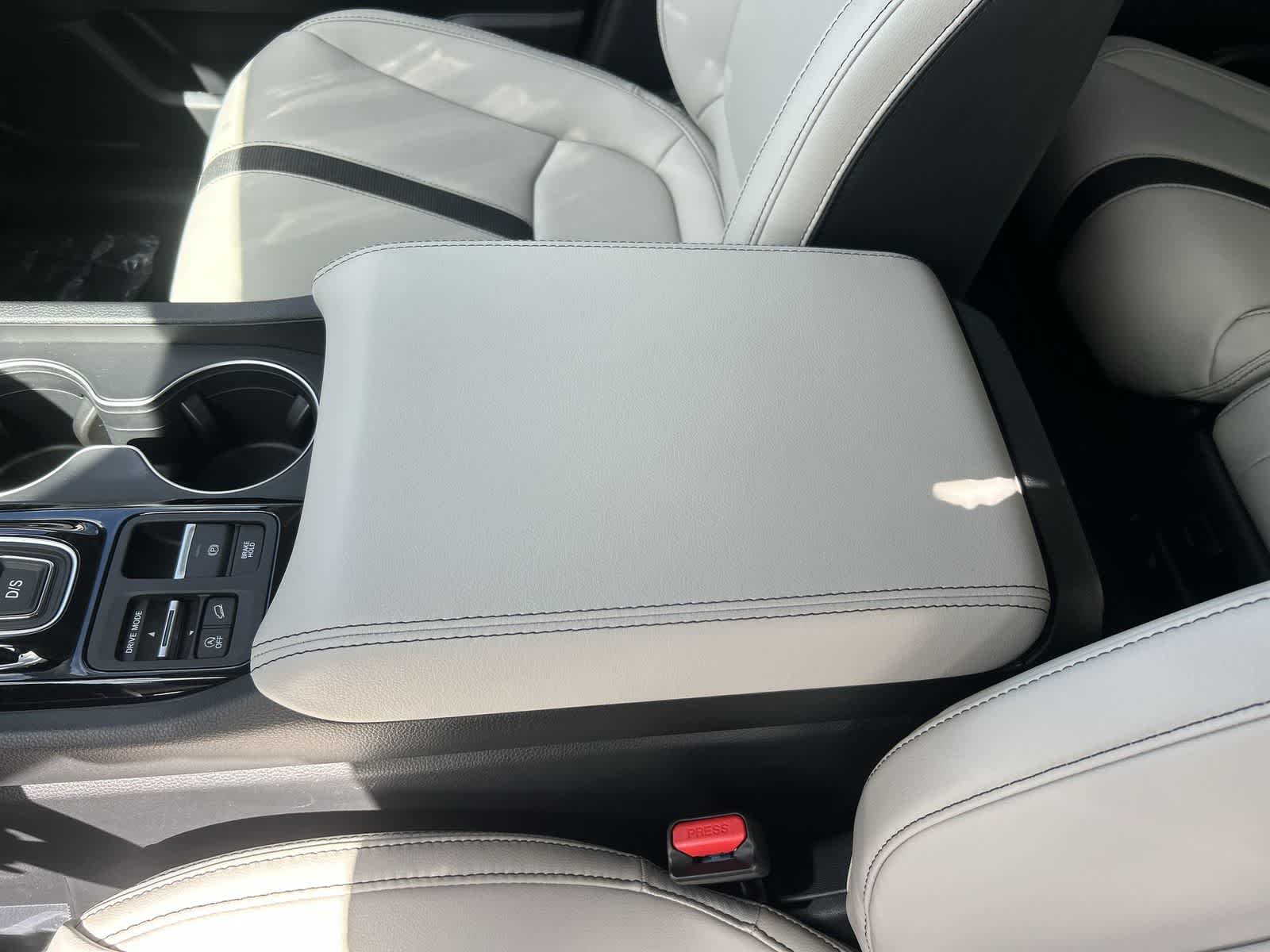 Thumbnail: 2026 Honda Pilot - 21