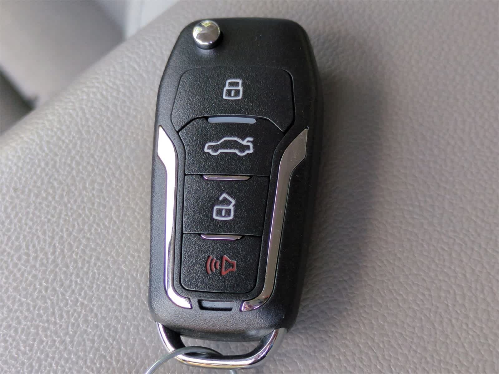 Thumbnail: 2018 Hyundai Elantra - 25