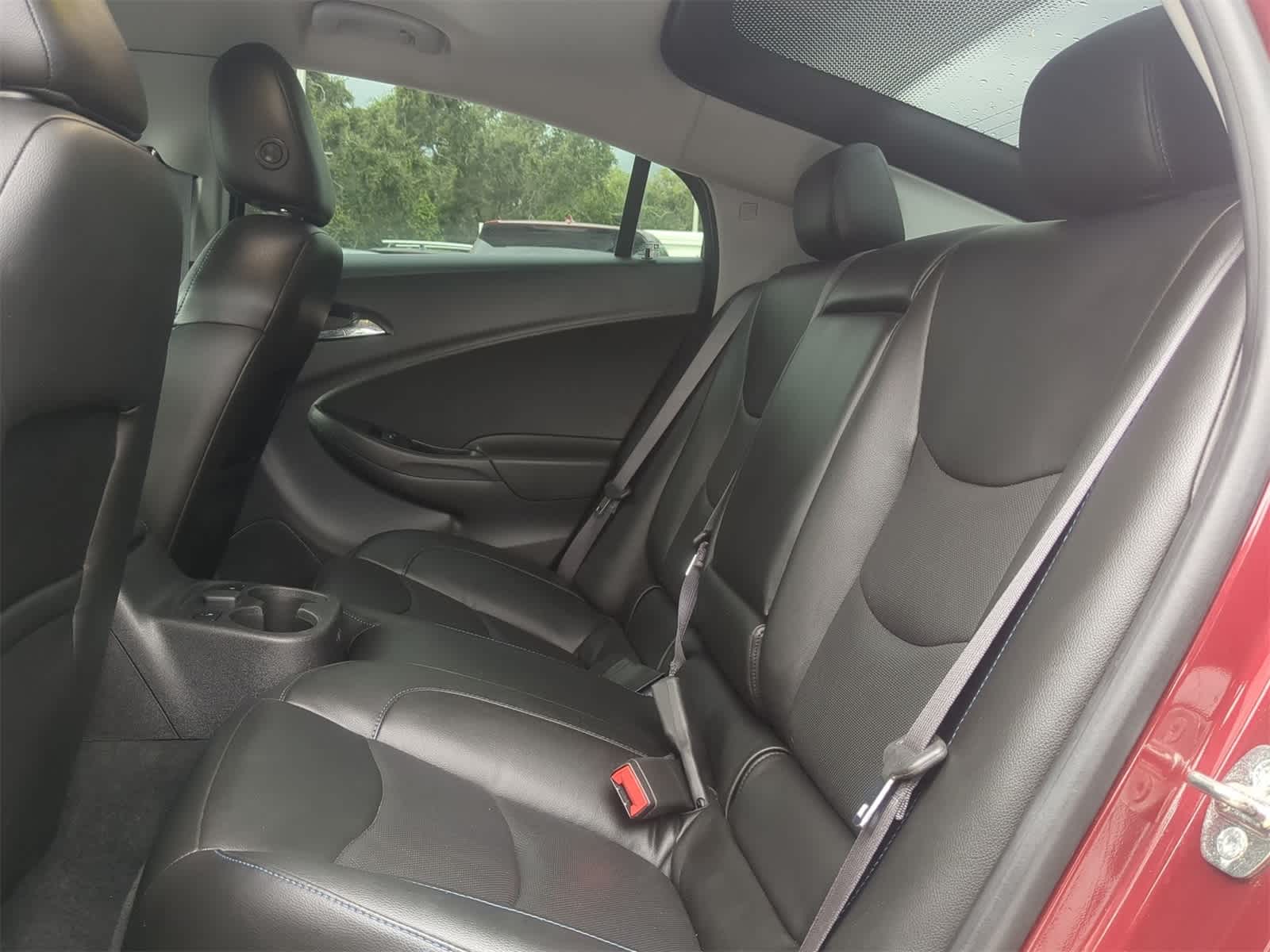 Thumbnail: 2017 Chevrolet Volt - 13