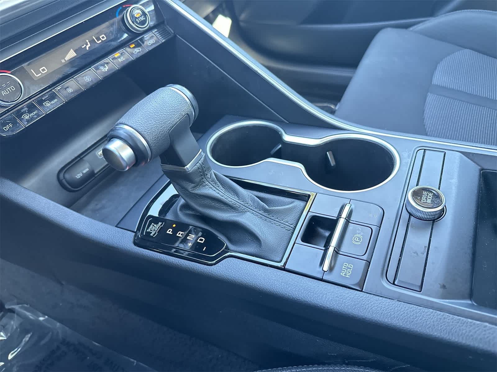 Thumbnail: 2022 Kia K5 - 15