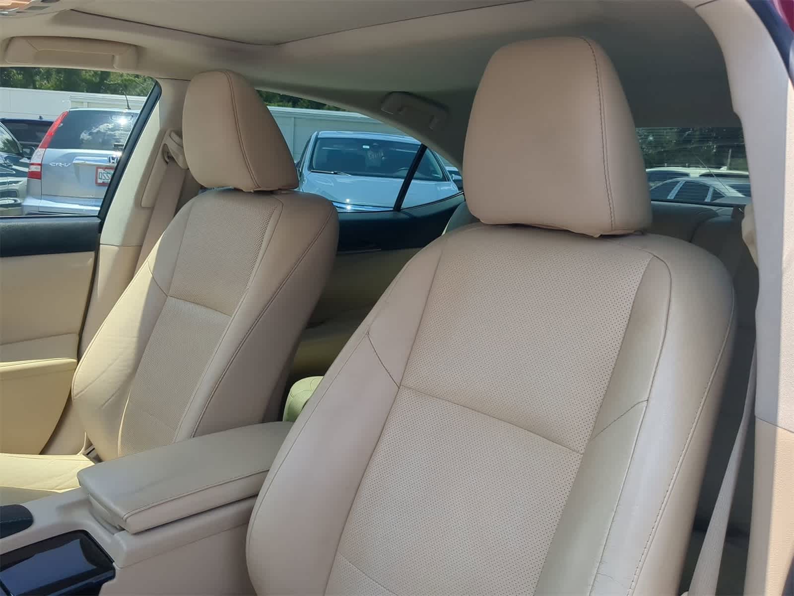 Thumbnail: 2015 Lexus ES - 8