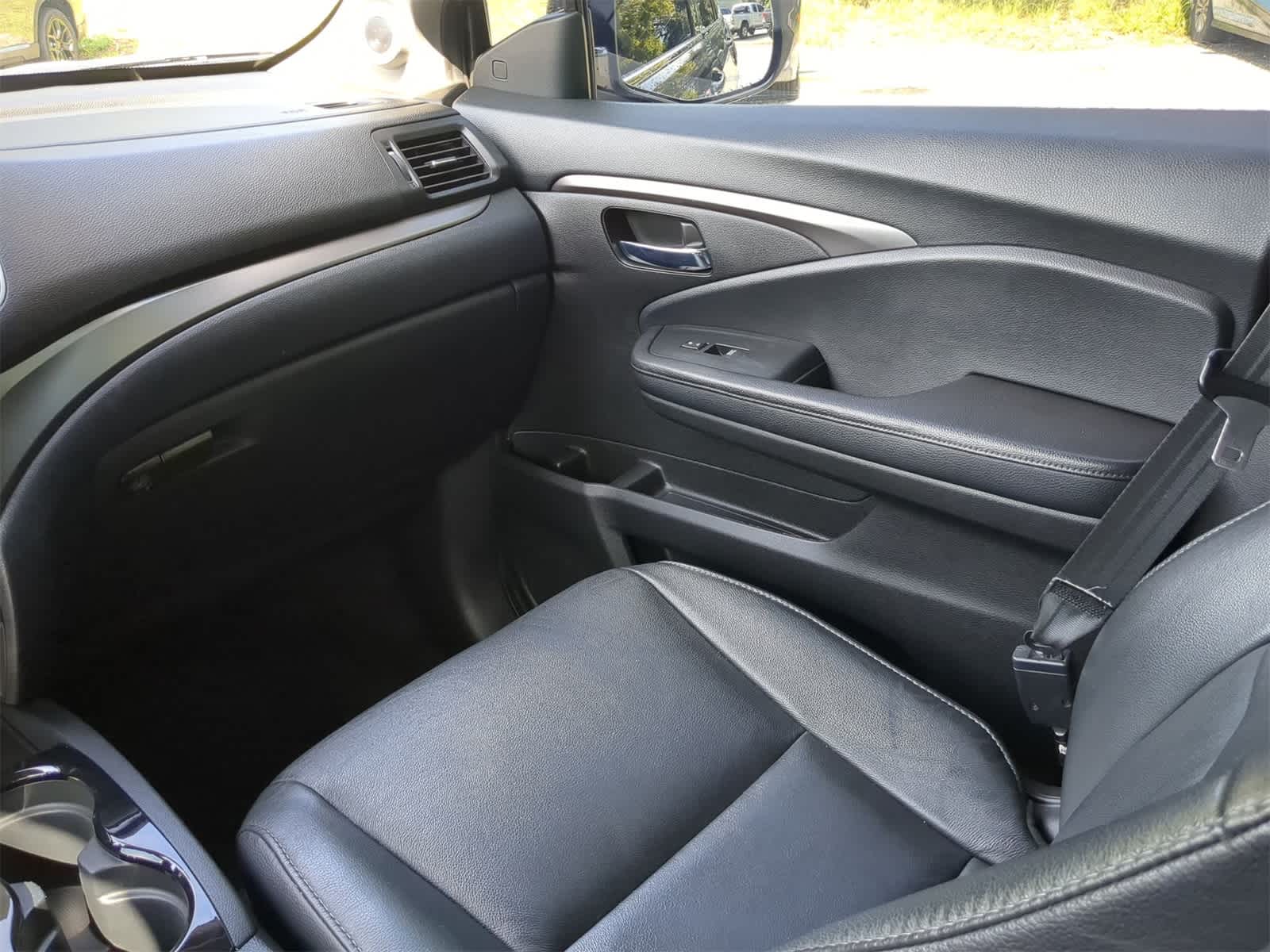 Thumbnail: 2021 Honda Pilot - 17