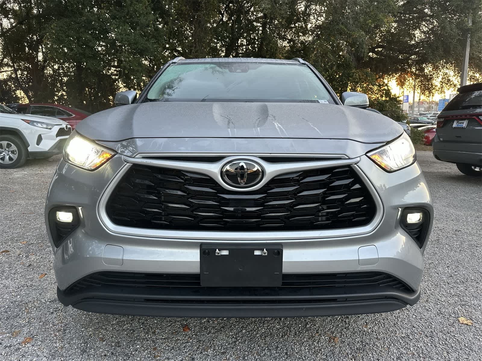 Thumbnail: 2024 Toyota Highlander - 6