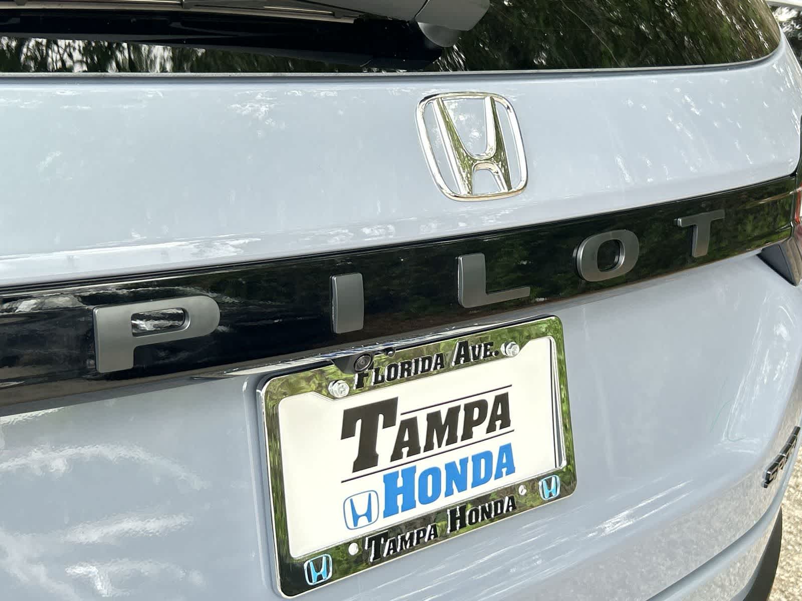 Thumbnail: 2026 Honda Pilot - 8