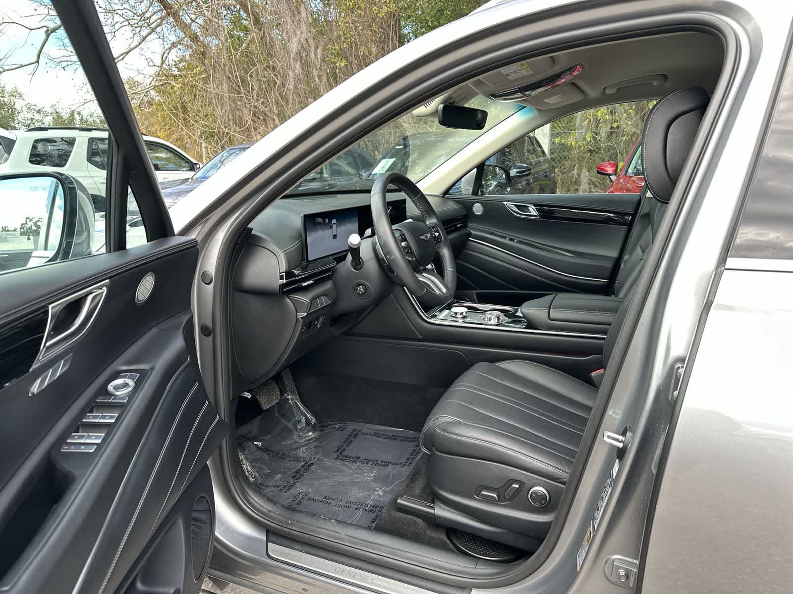 Thumbnail: 2025 Genesis GV80 - 2