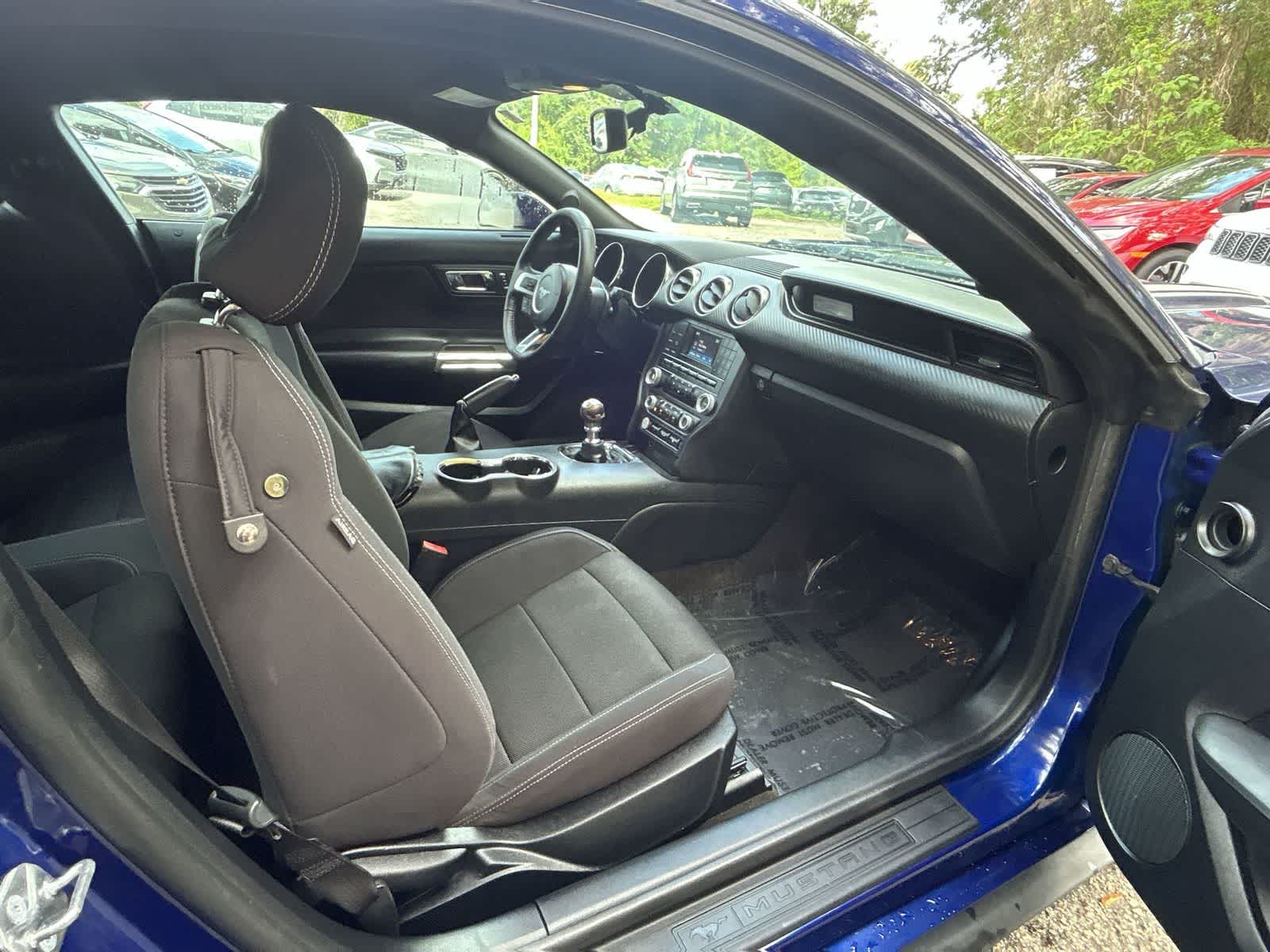 Thumbnail: 2016 Ford Mustang - 14