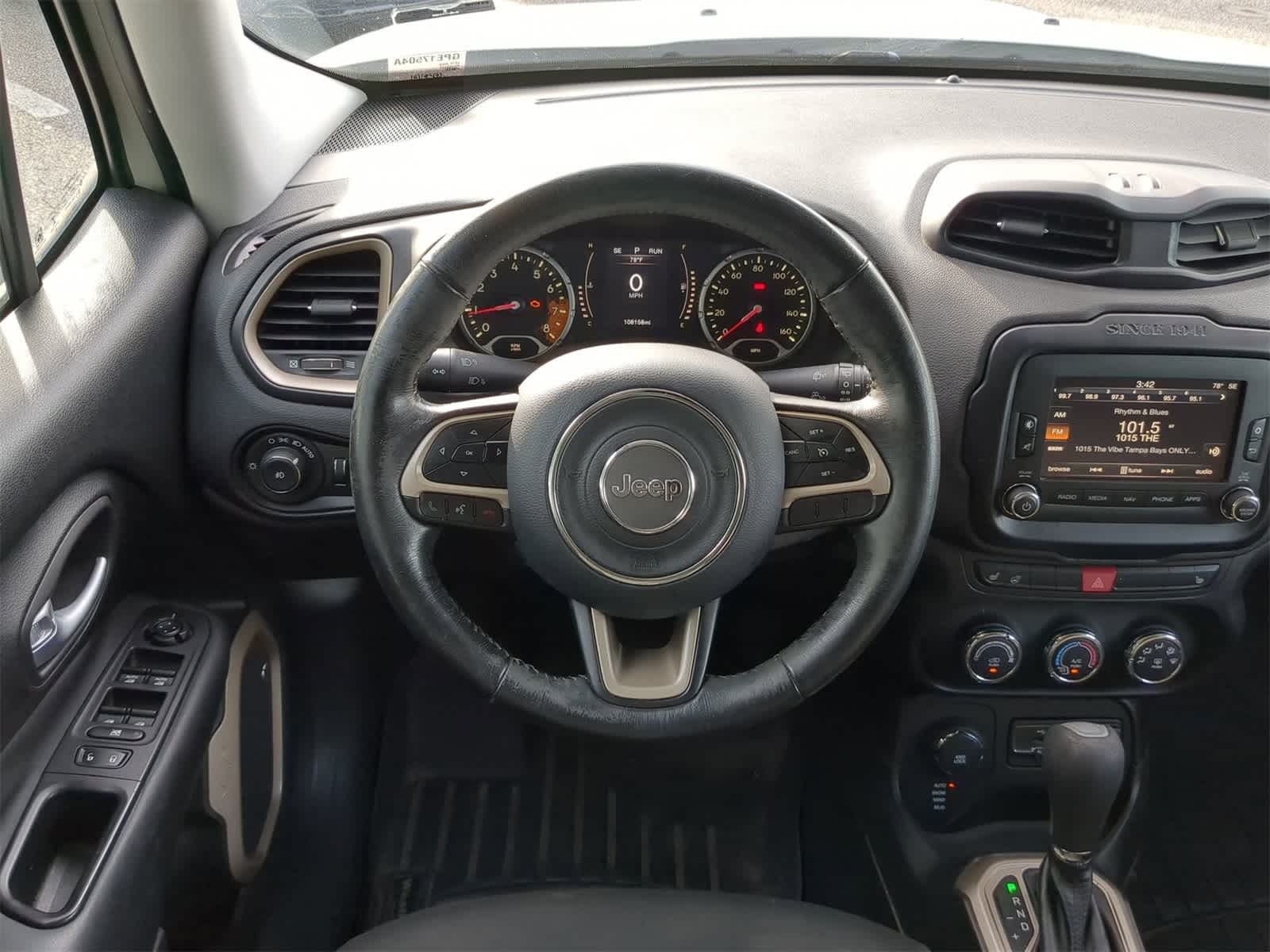 Thumbnail: 2016 Jeep Renegade - 15