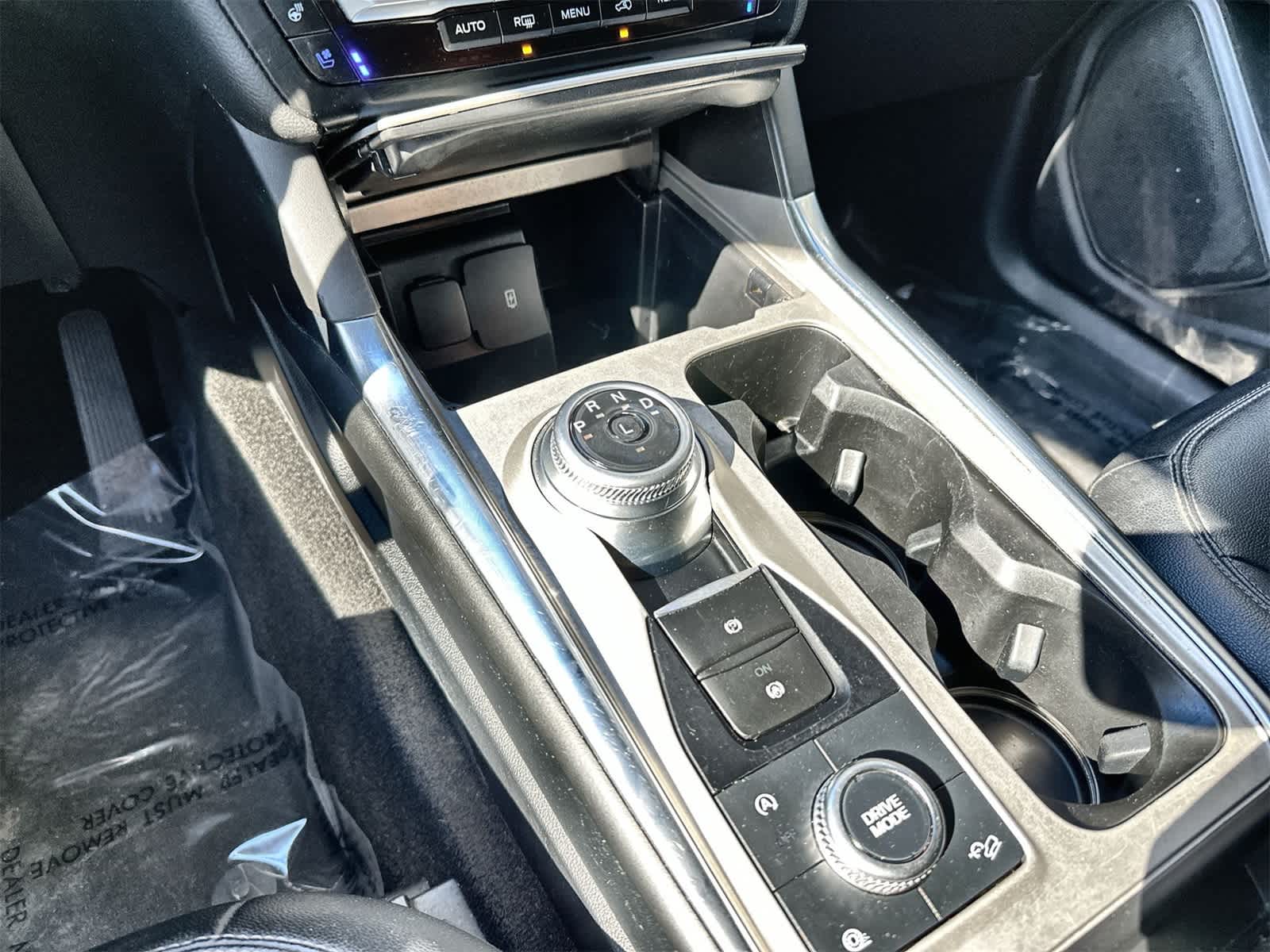 Thumbnail: 2021 Ford Explorer - 17