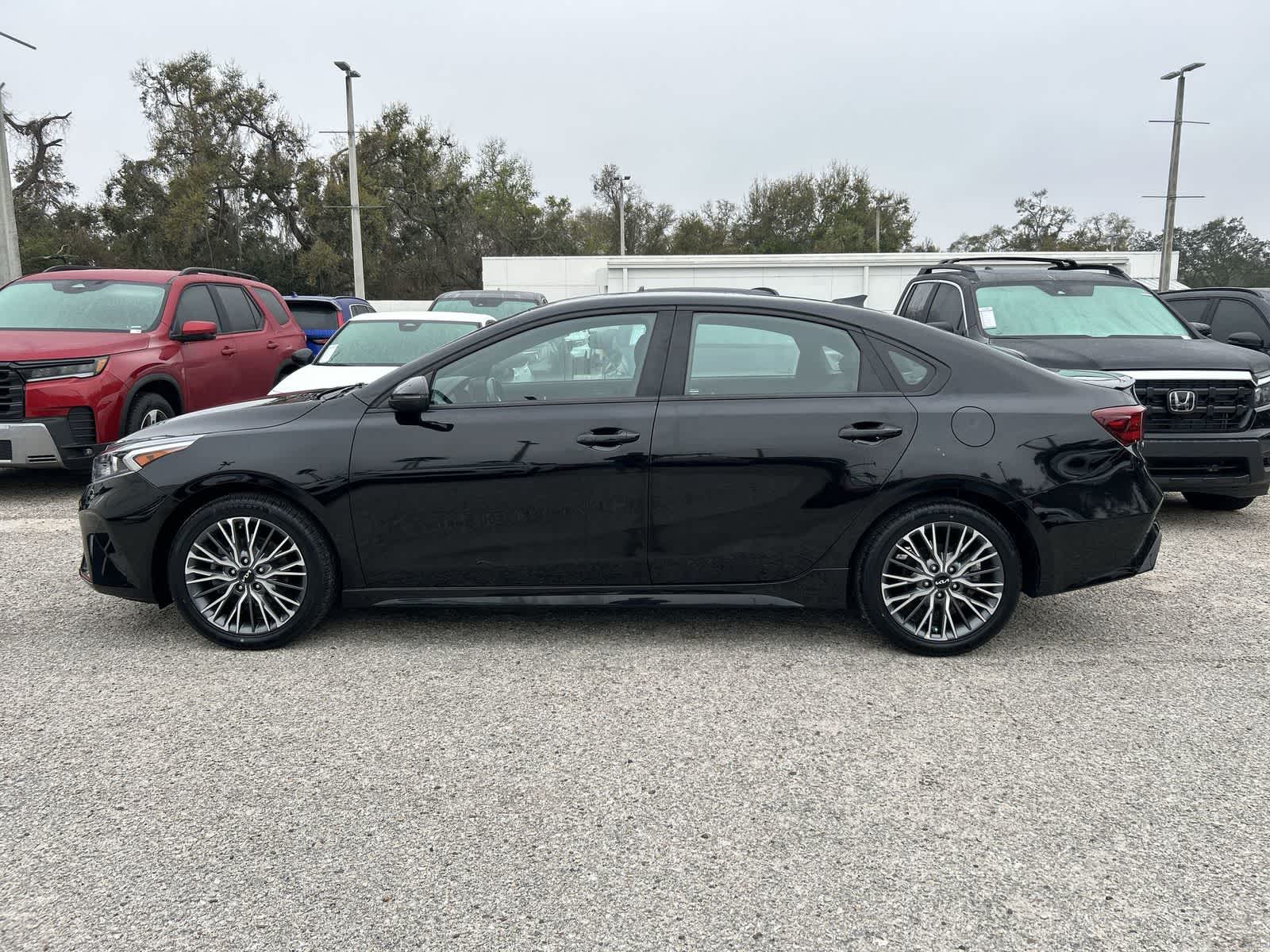 Thumbnail: 2023 Kia Forte - 6