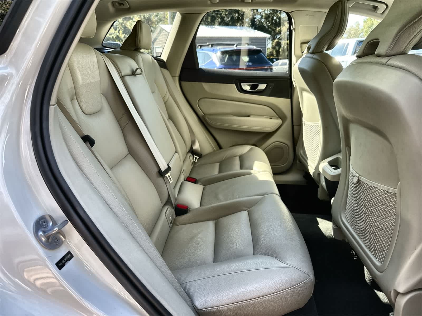 Thumbnail: 2024 Volvo XC60 - 12