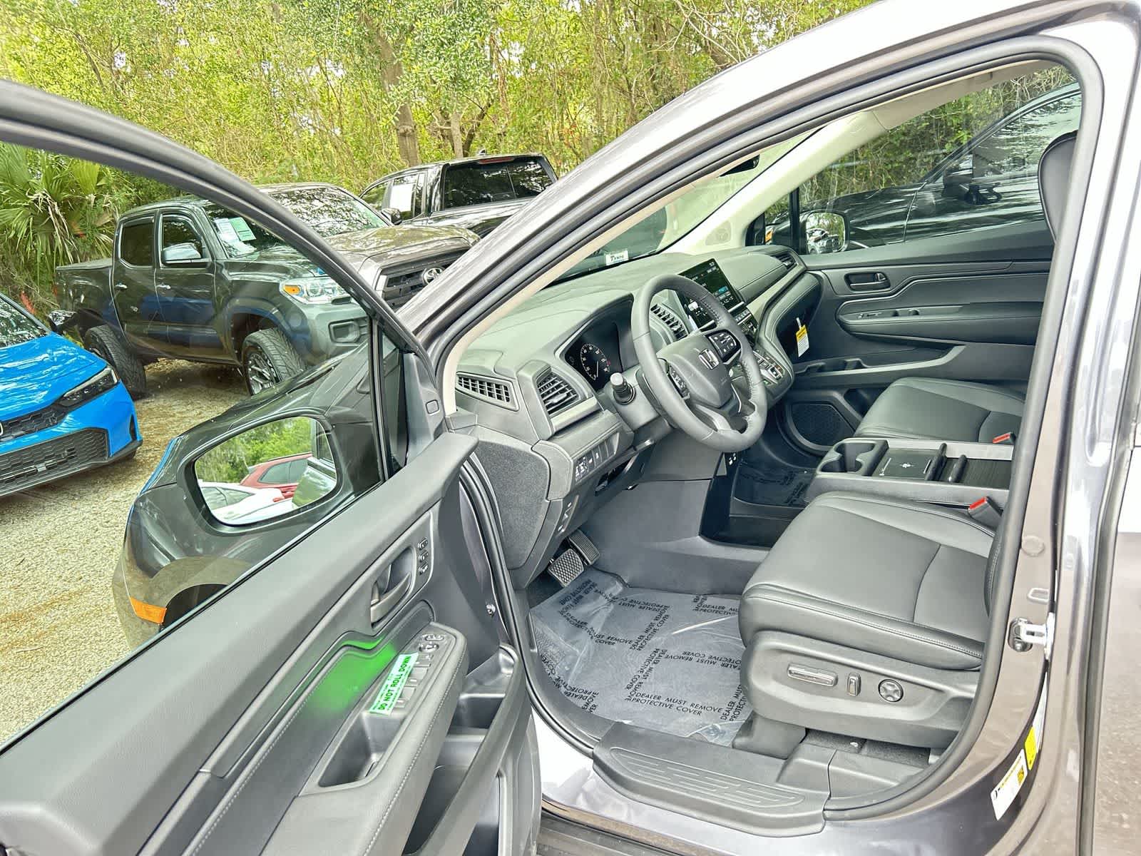 Thumbnail: 2026 Honda Odyssey - 10