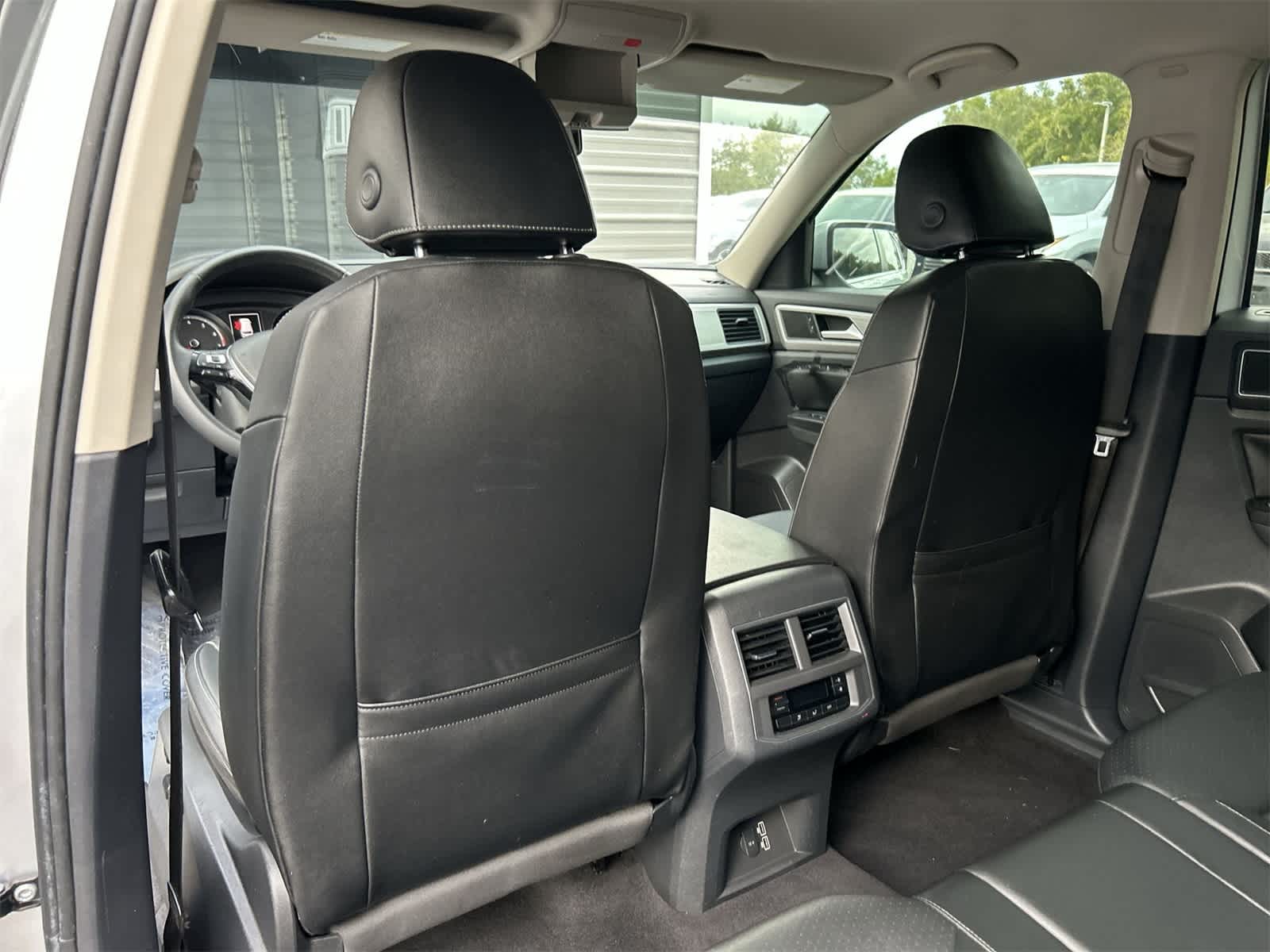 Thumbnail: 2018 Volkswagen Atlas - 12