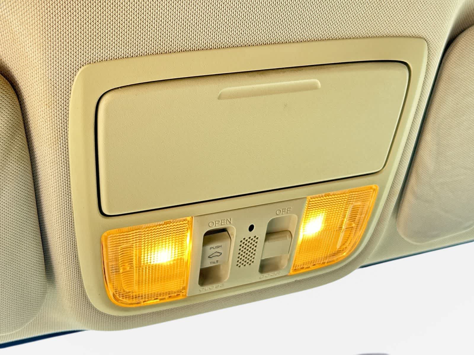 Thumbnail: 2016 Honda CR-V - 17