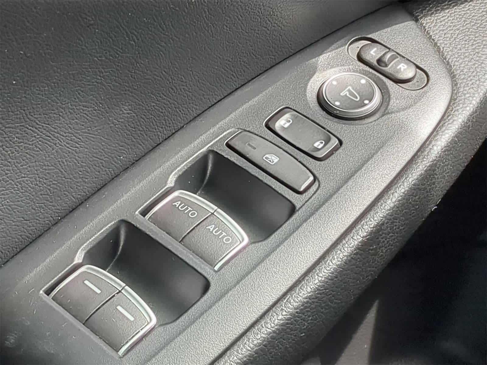 Thumbnail: 2022 Honda Accord - 21