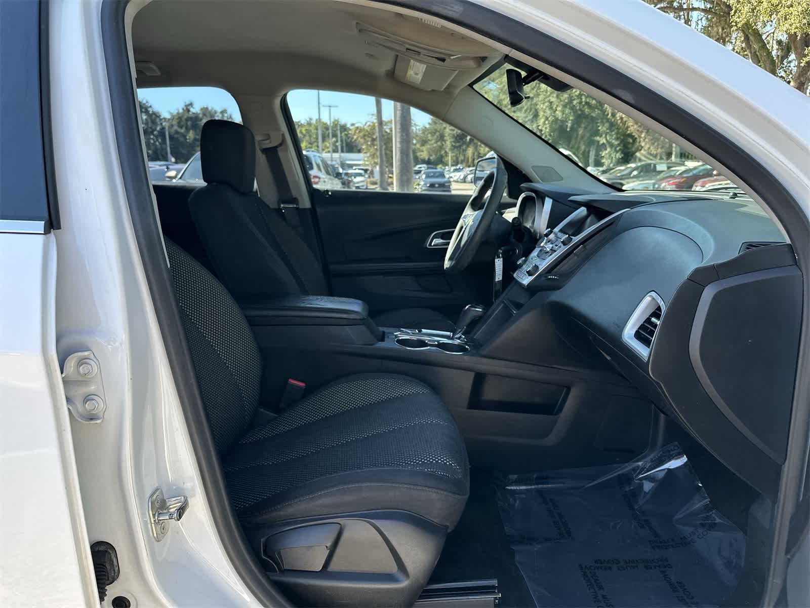 Thumbnail: 2017 Chevrolet Equinox - 20