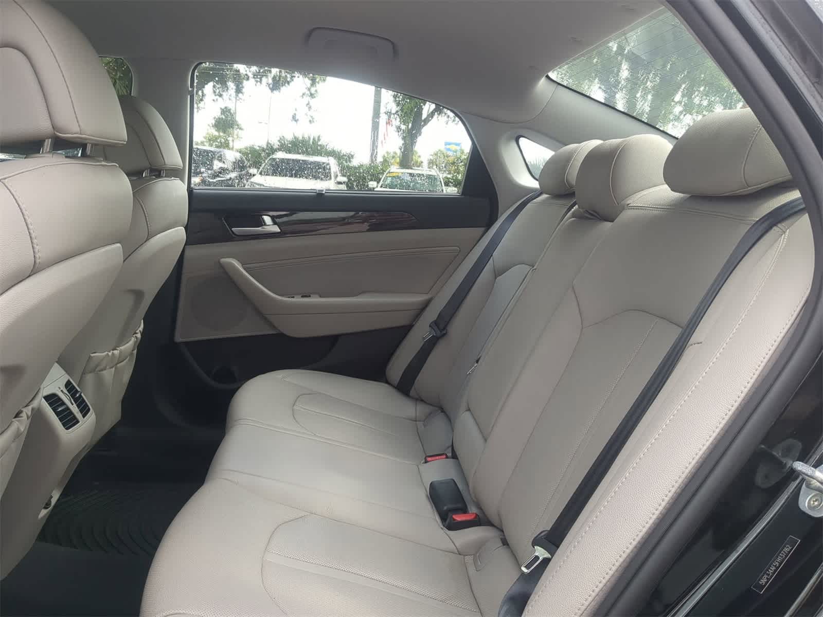 Thumbnail: 2015 Hyundai Sonata - 13
