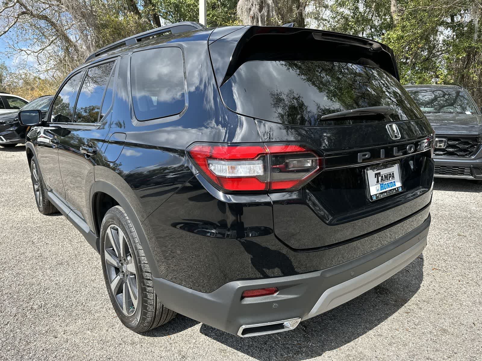 Thumbnail: 2025 Honda Pilot - 4