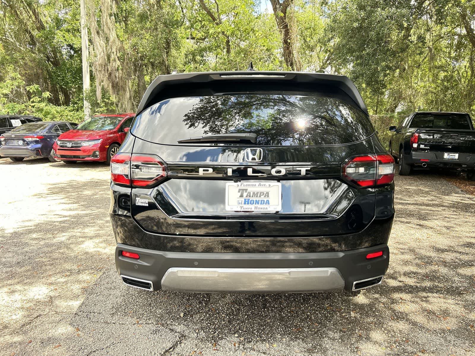 Thumbnail: 2026 Honda Pilot - 7