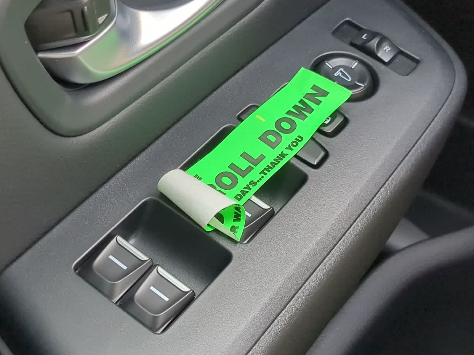 Thumbnail: 2025 Honda Pilot - 21