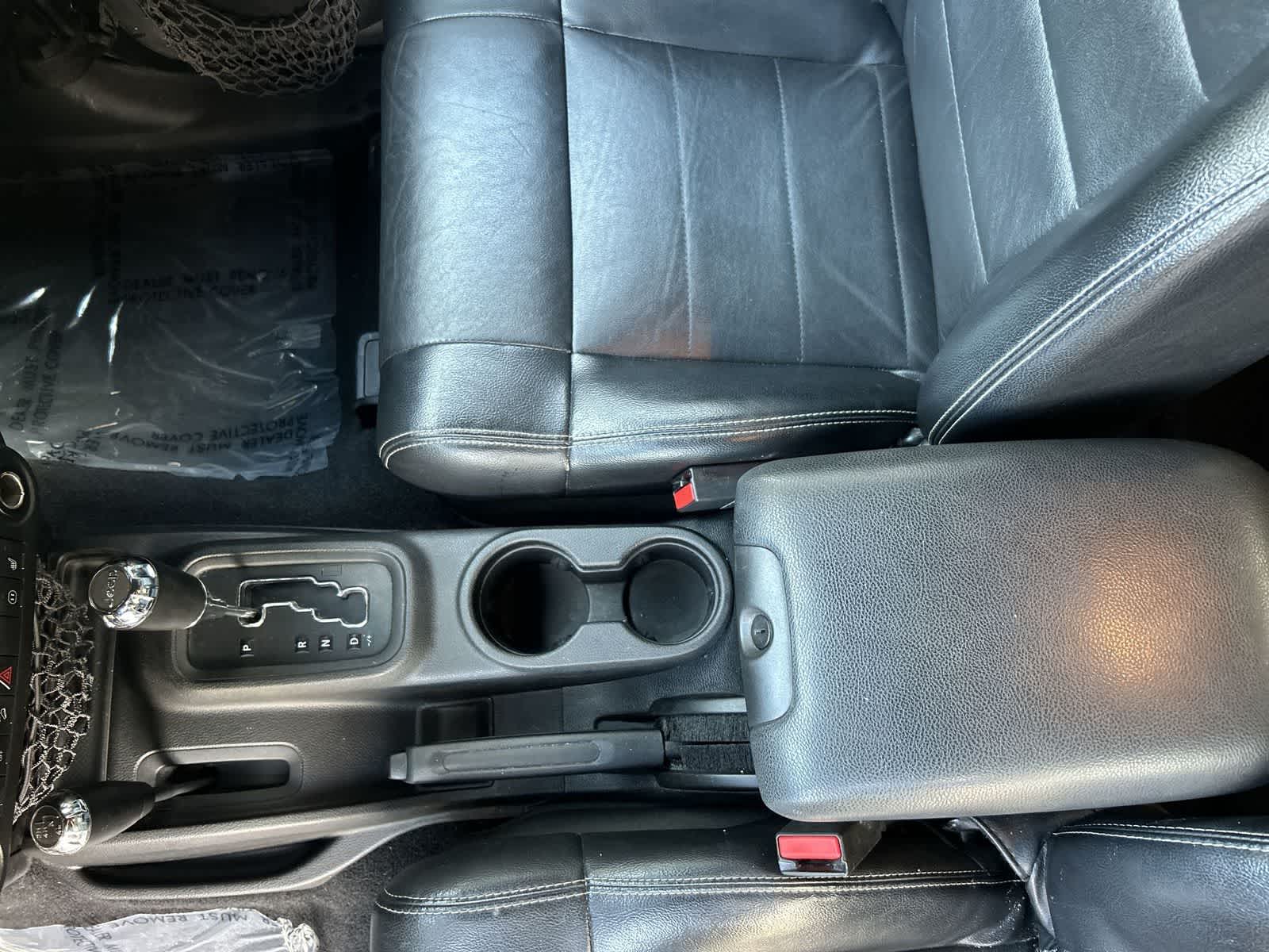 Thumbnail: 2012 Jeep Wrangler - 16