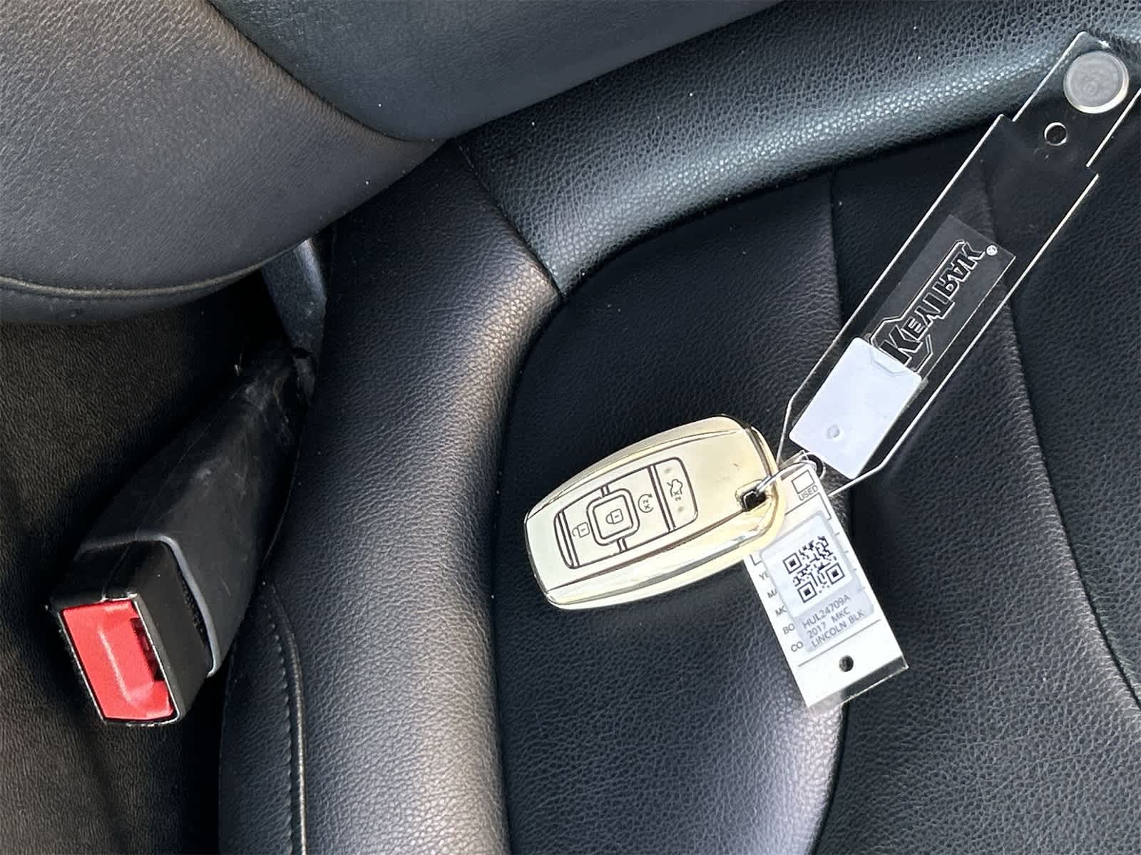 Thumbnail: 2017 Lincoln MKC - 3