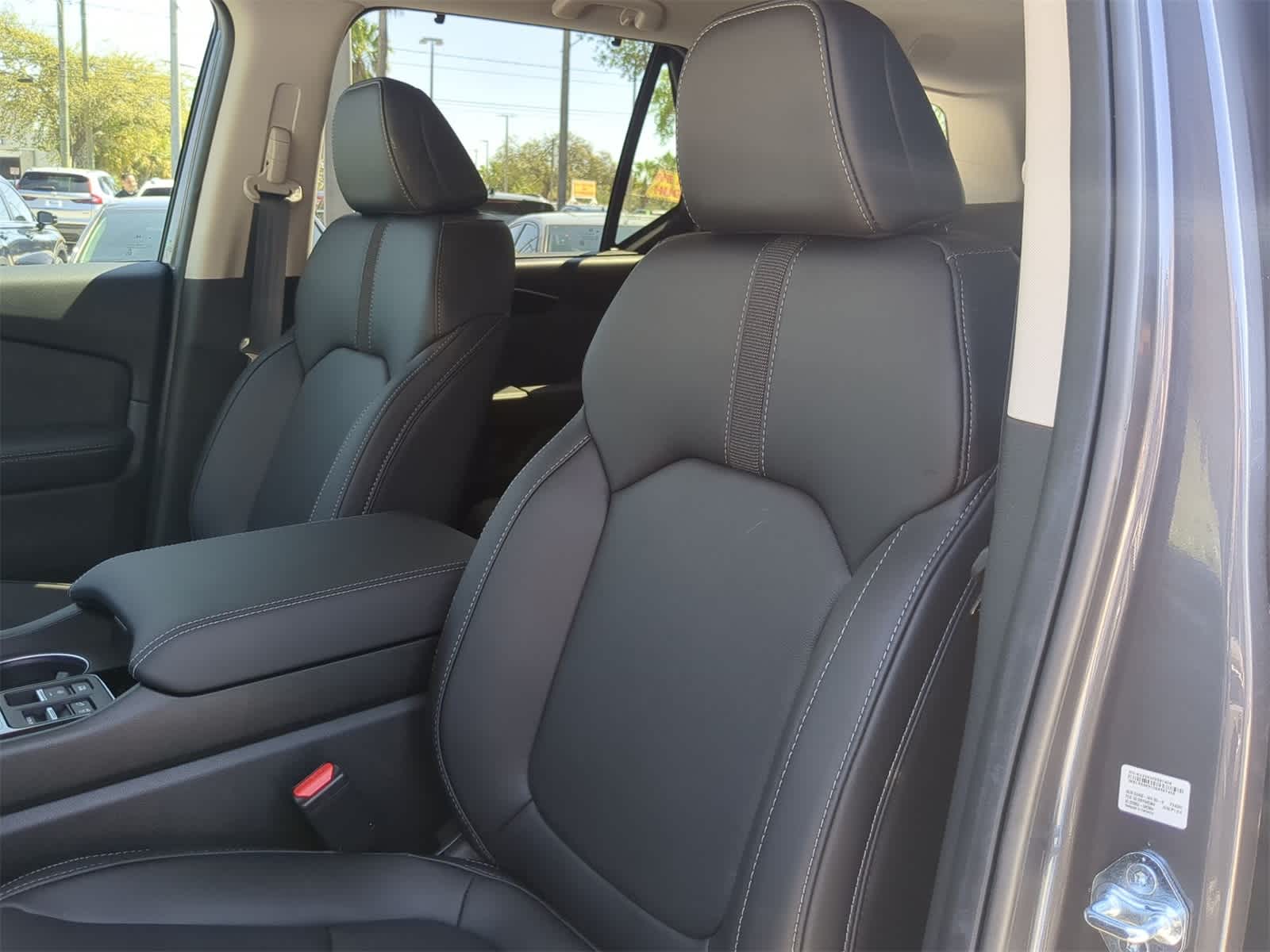 Thumbnail: 2025 Honda Pilot - 8