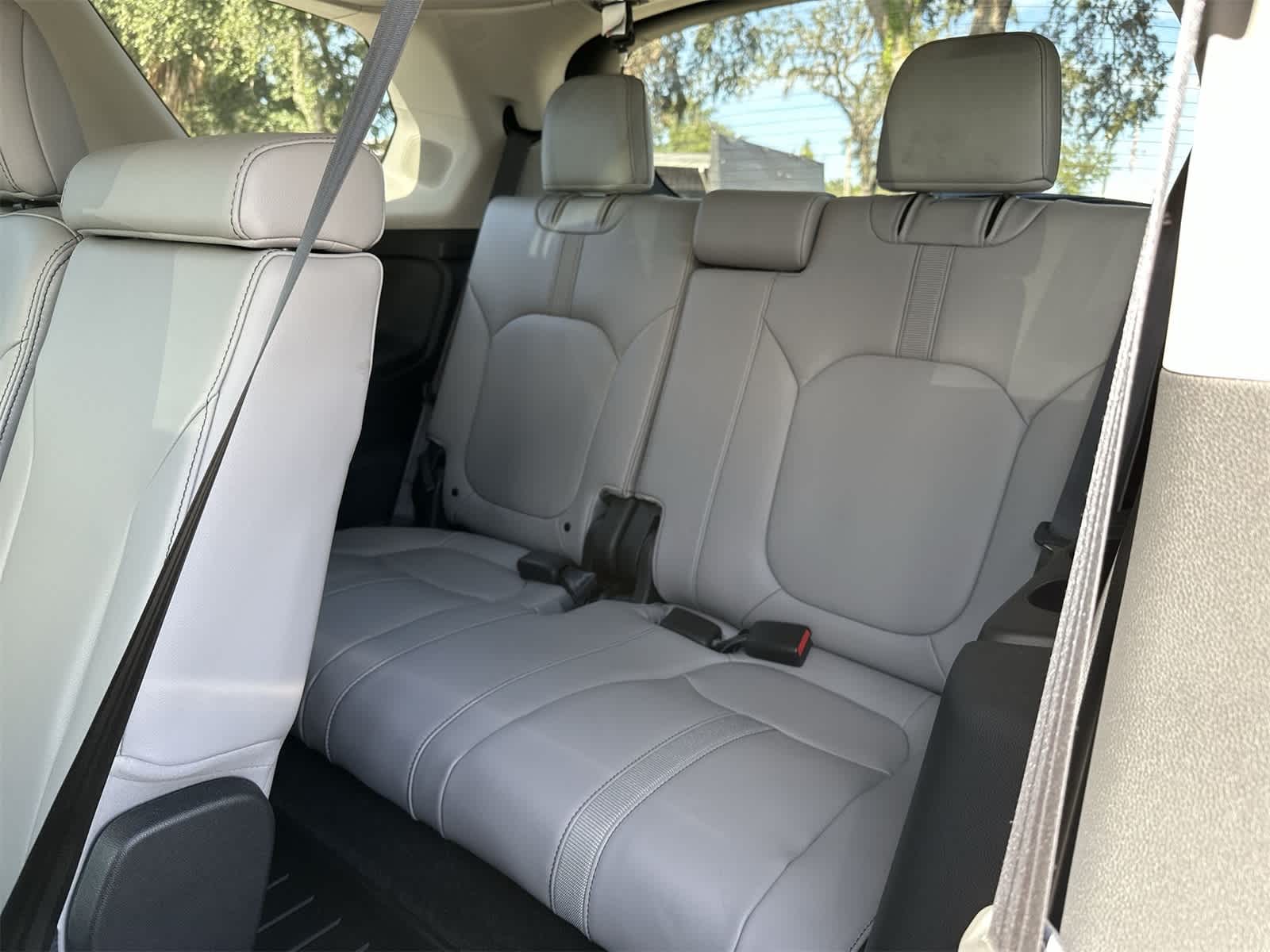 Thumbnail: 2023 Honda Pilot - 19