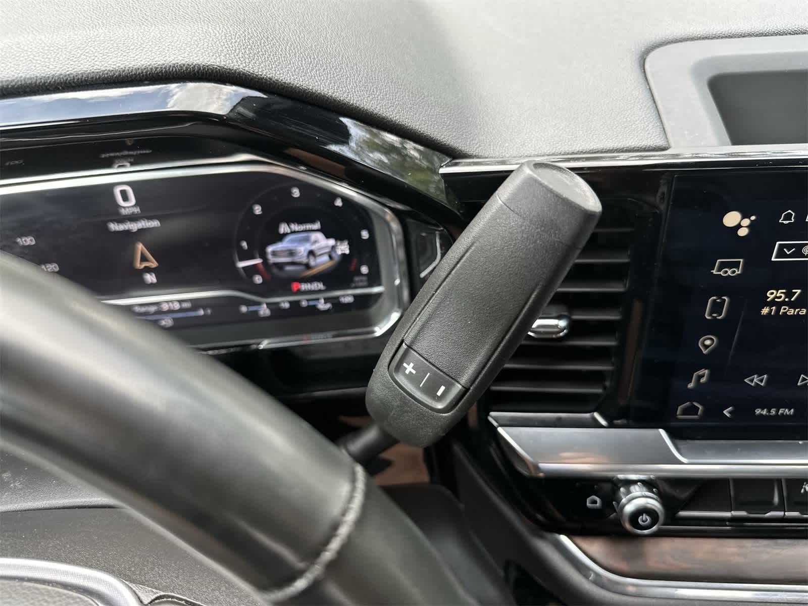 Thumbnail: 2024 GMC Sierra 1500 - 17