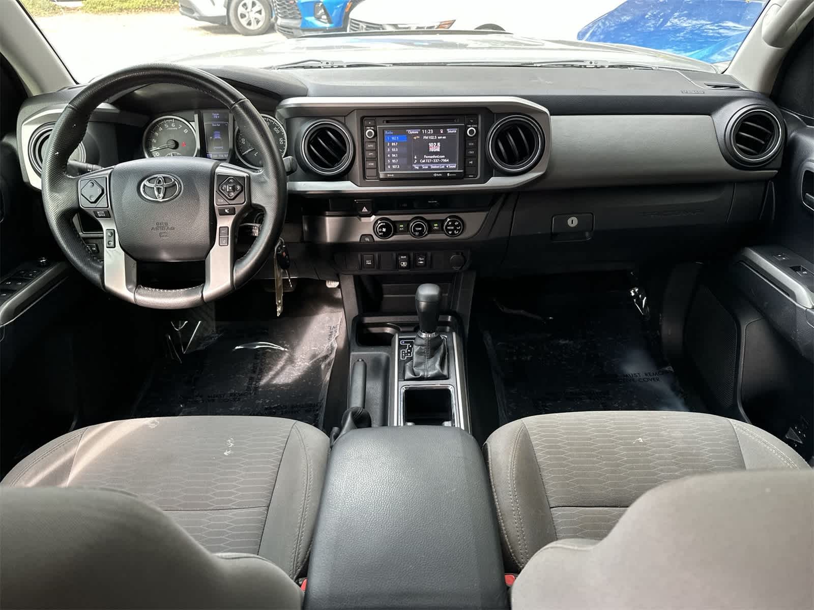 Thumbnail: 2018 Toyota Tacoma - 10