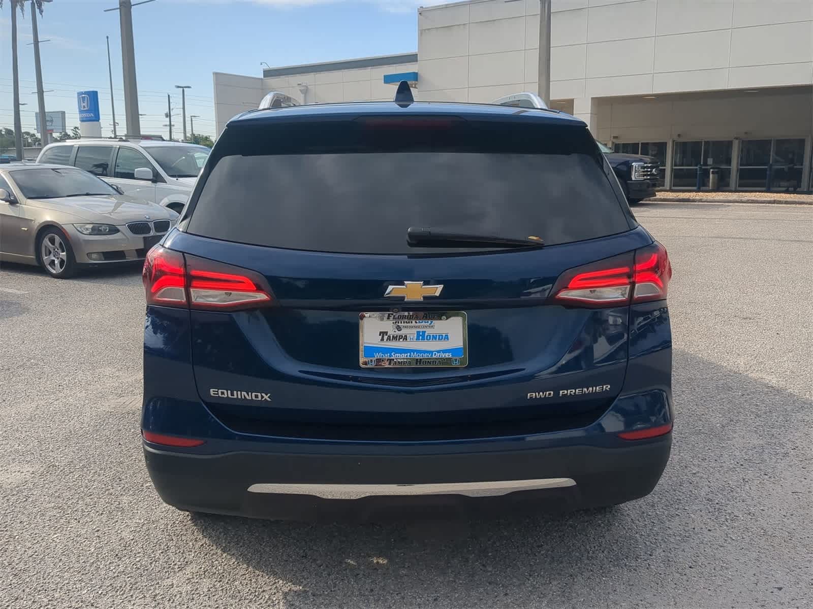 Thumbnail: 2022 Chevrolet Equinox - 5
