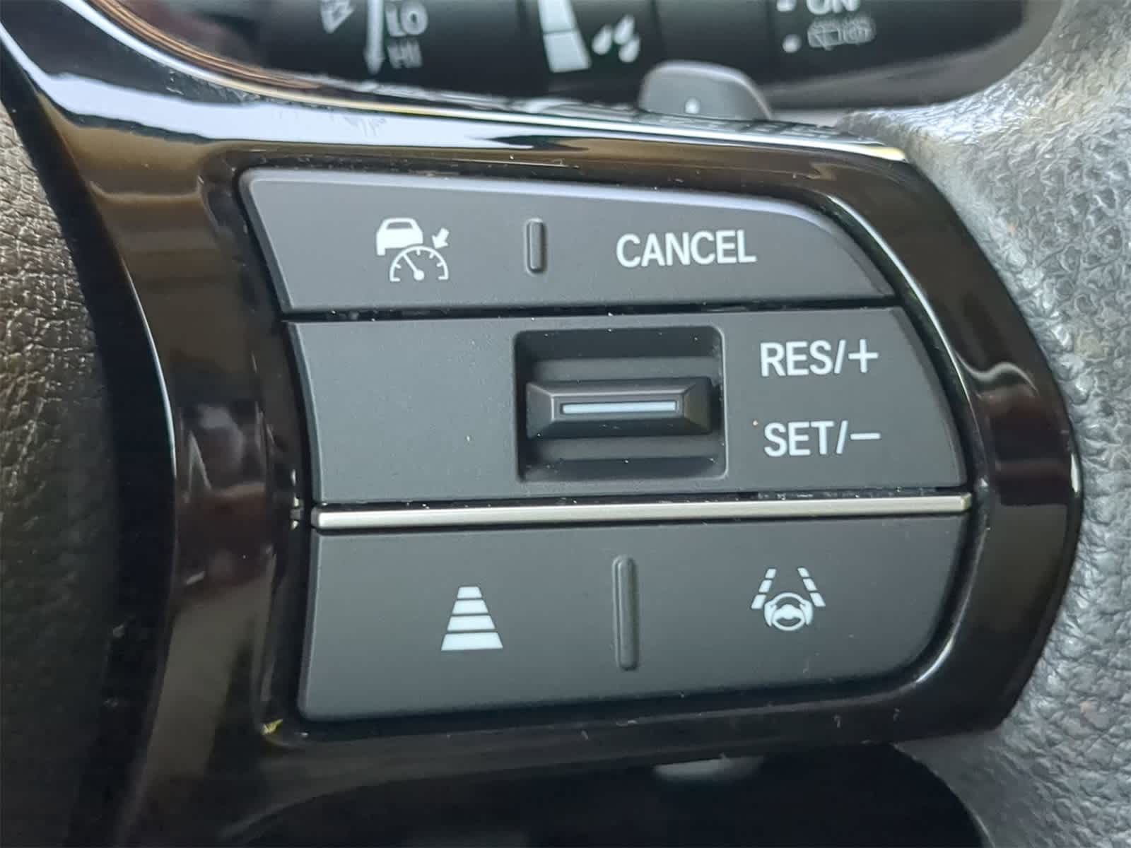 Thumbnail: 2023 Honda Pilot - 24