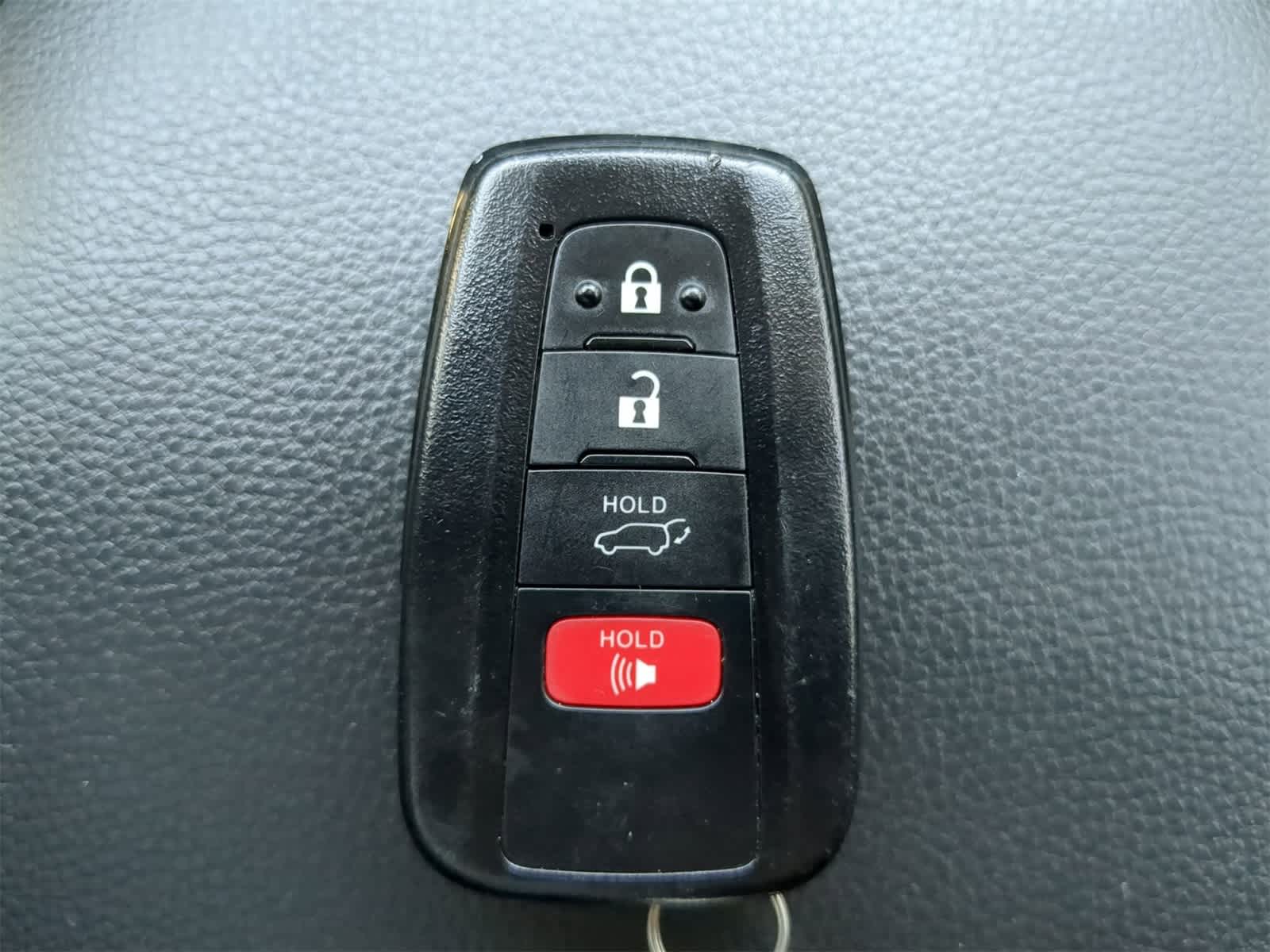 Thumbnail: 2021 Toyota RAV4 - 28