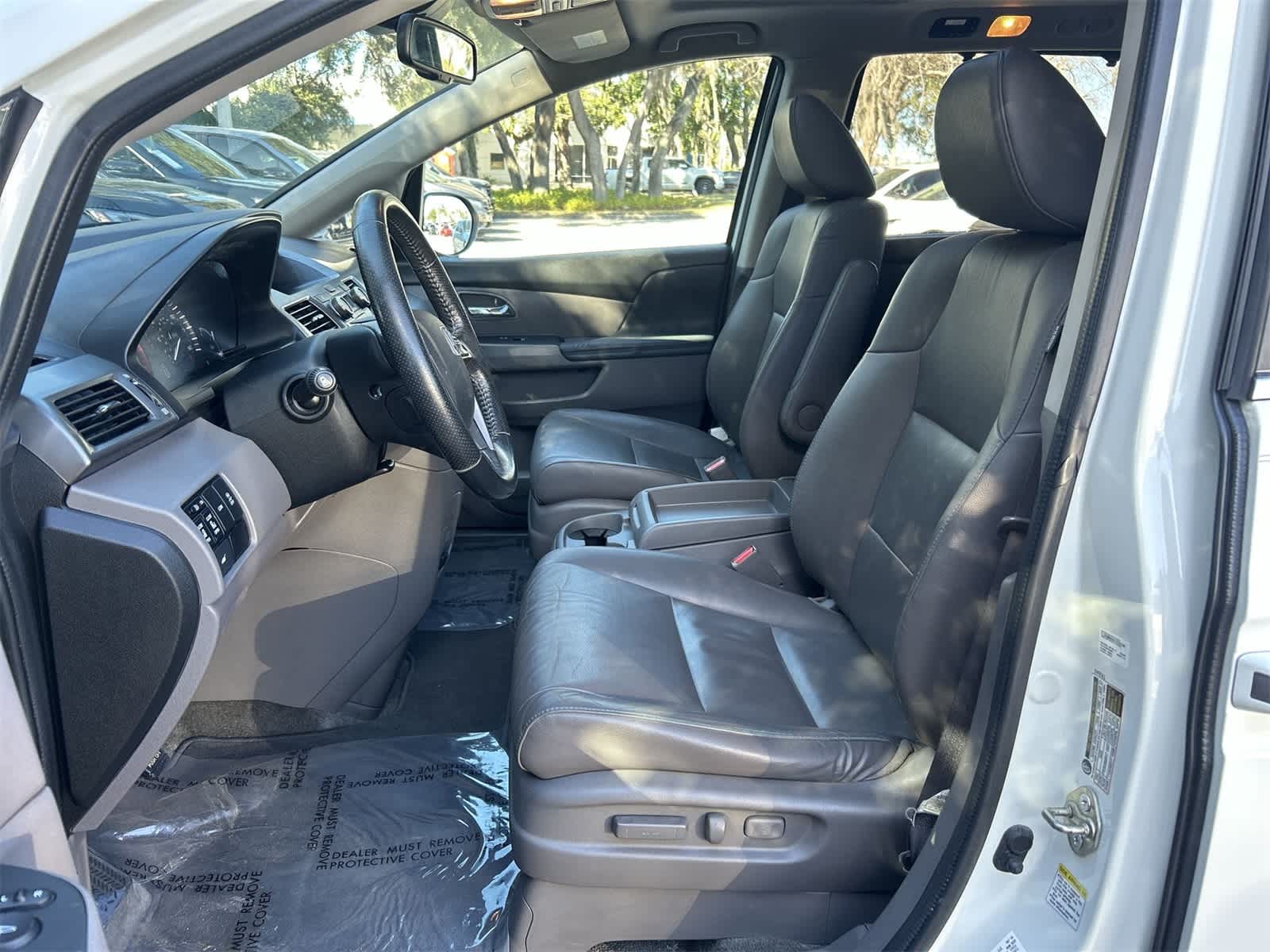 Thumbnail: 2015 Honda Odyssey - 2