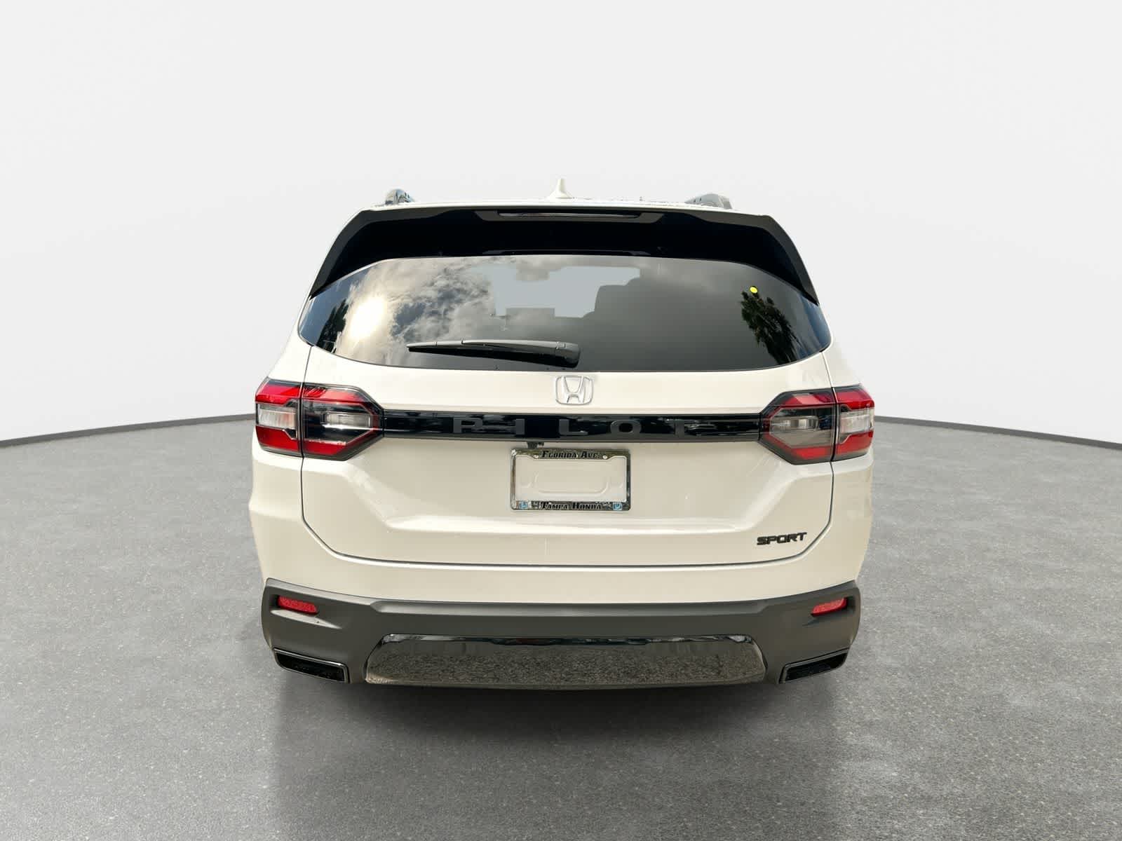 Thumbnail: 2026 Honda Pilot - 7