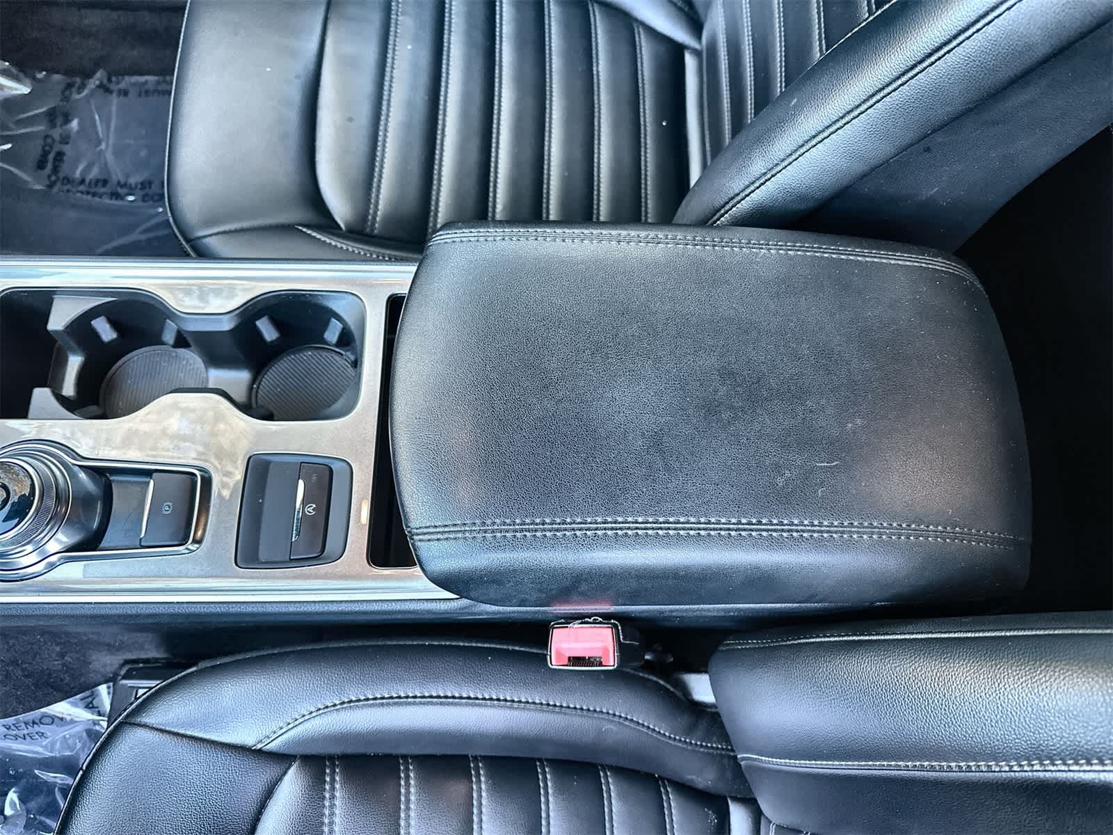 Thumbnail: 2023 Ford Edge - 16