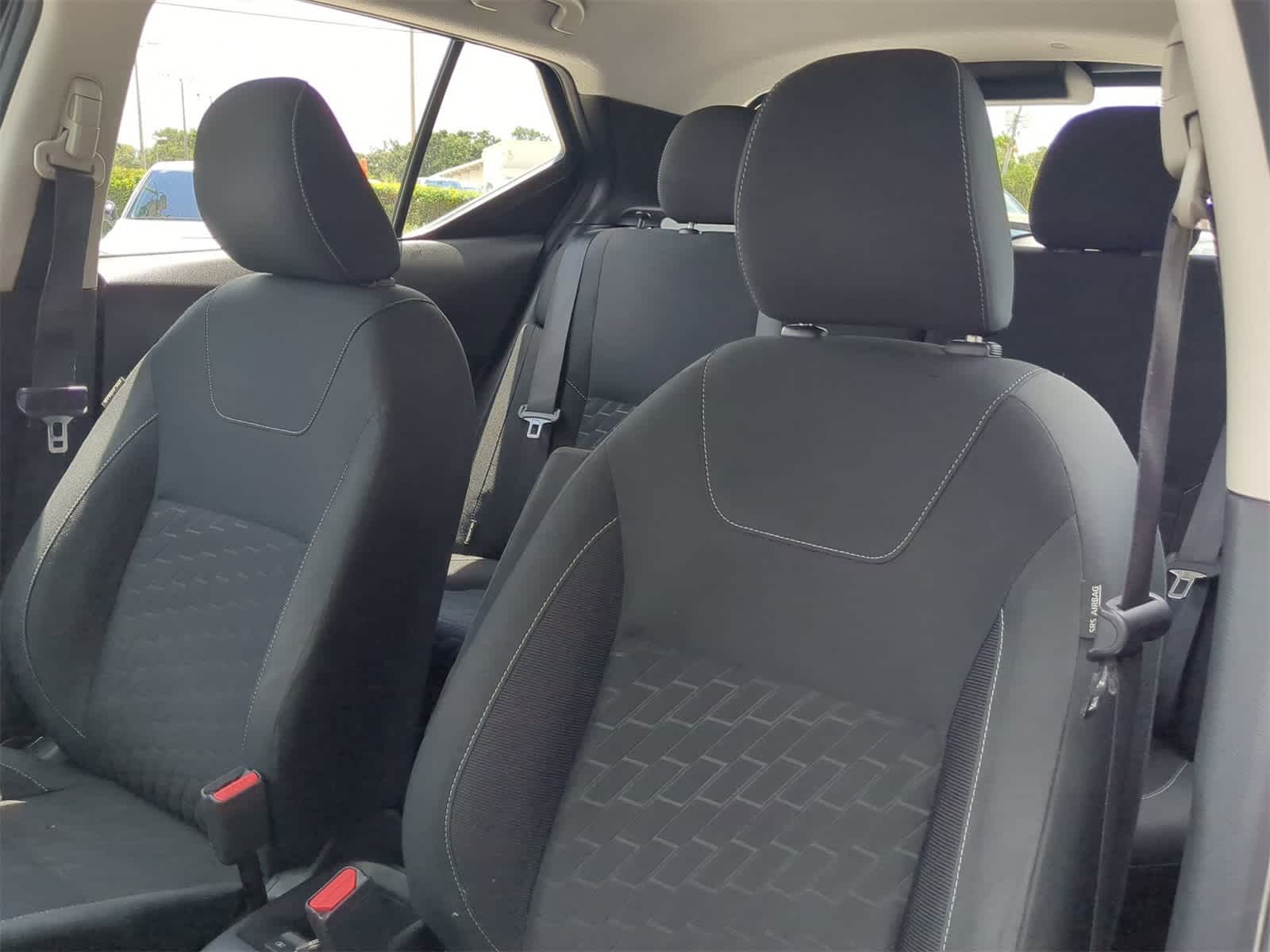 Thumbnail: 2021 Nissan Kicks - 8