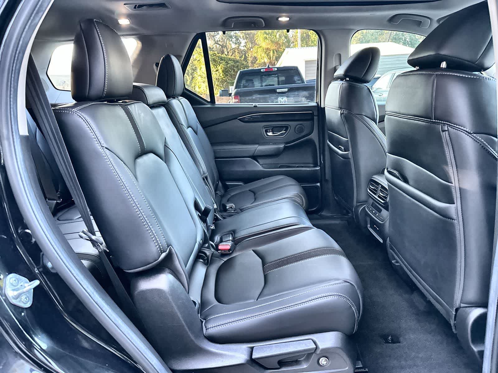 Thumbnail: 2025 Honda Pilot - 13