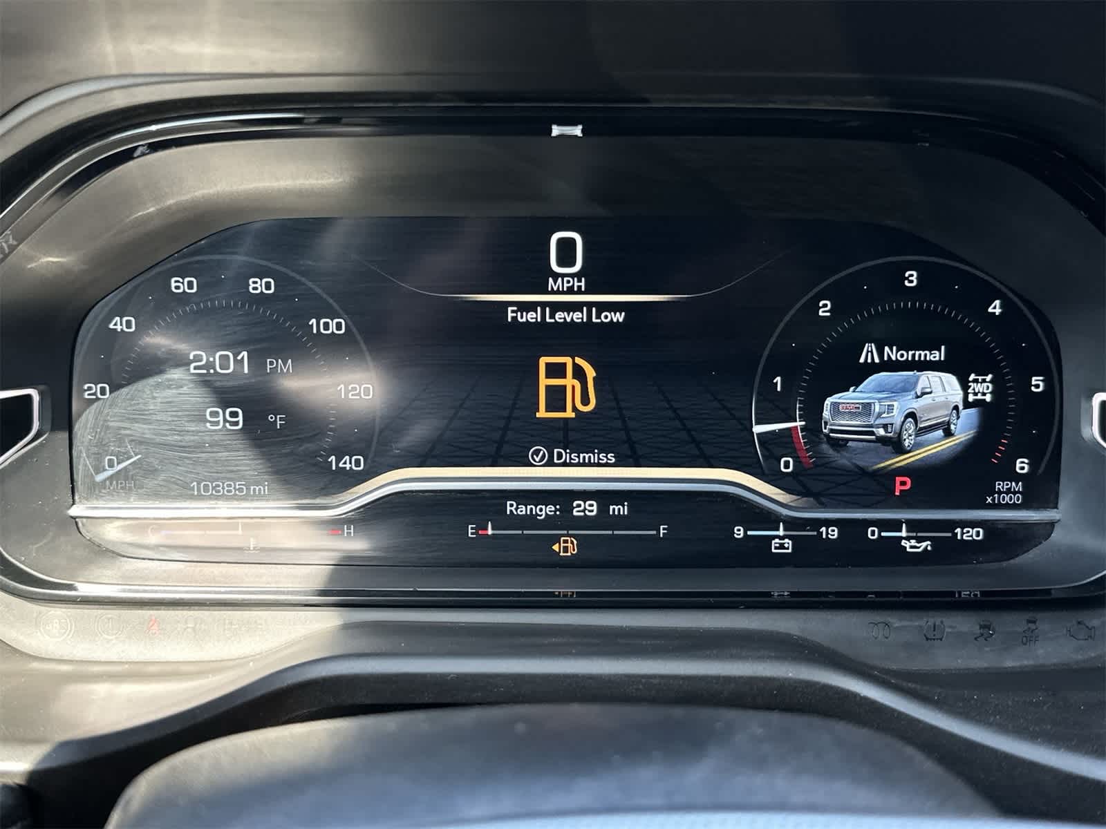 Thumbnail: 2023 GMC Yukon XL - 18