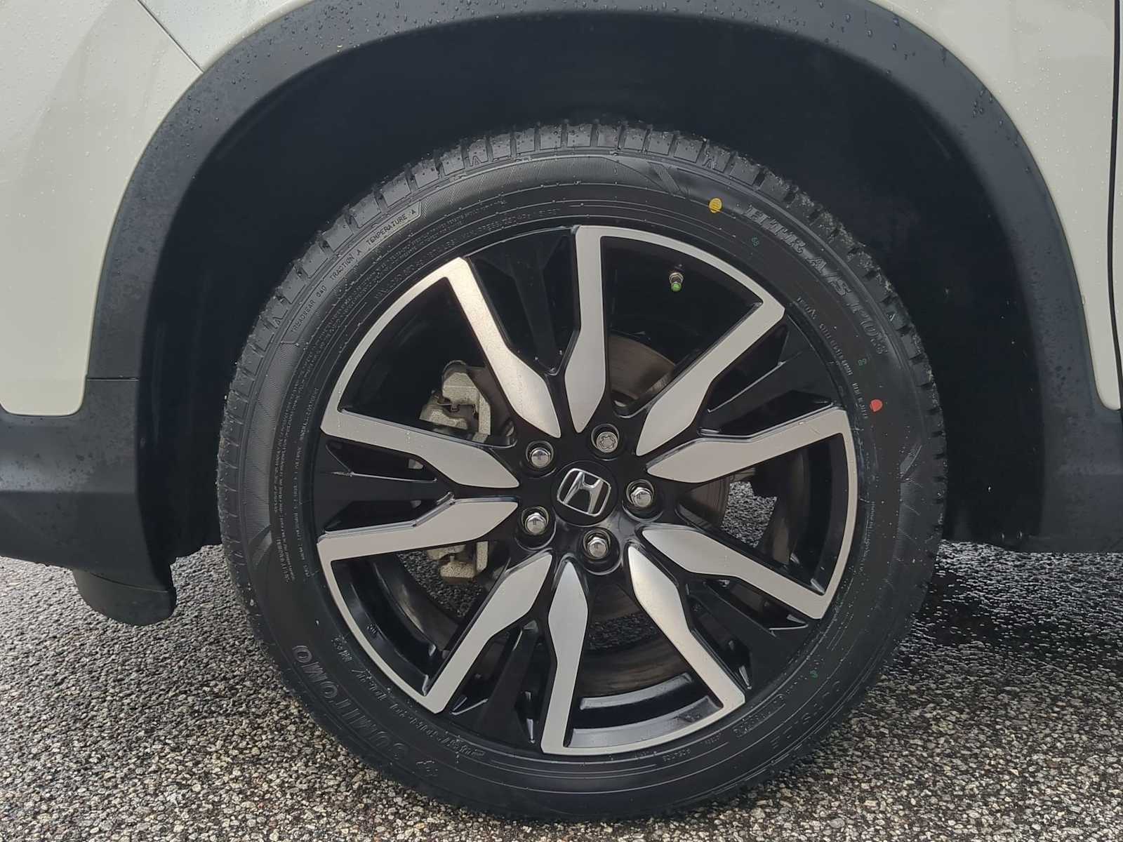 Thumbnail: 2019 Honda Pilot - 11