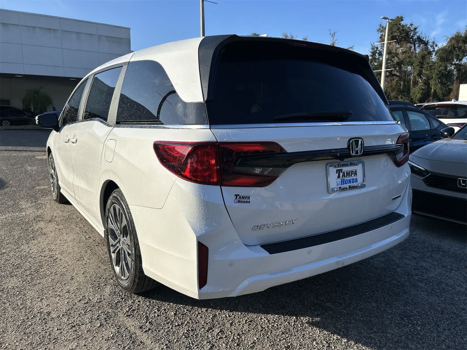 Thumbnail: 2026 Honda Odyssey - 3