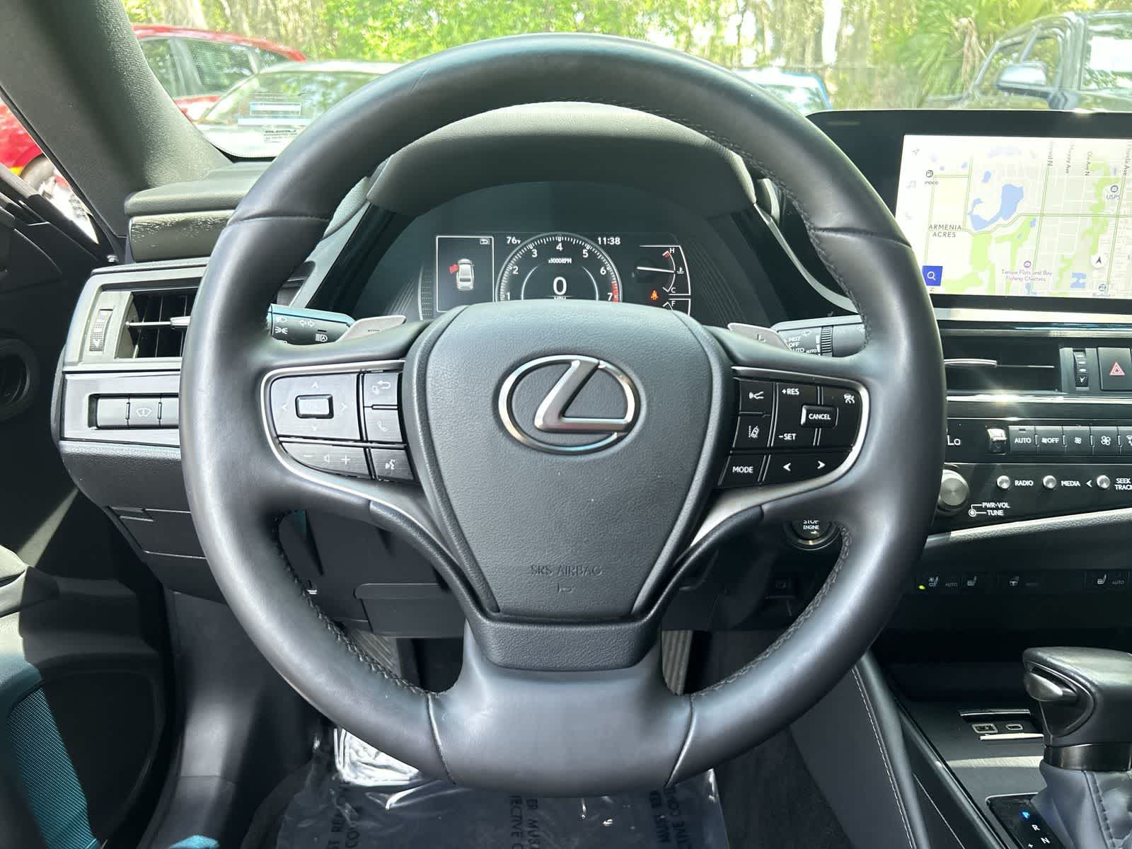 Thumbnail: 2024 Lexus ES - 16
