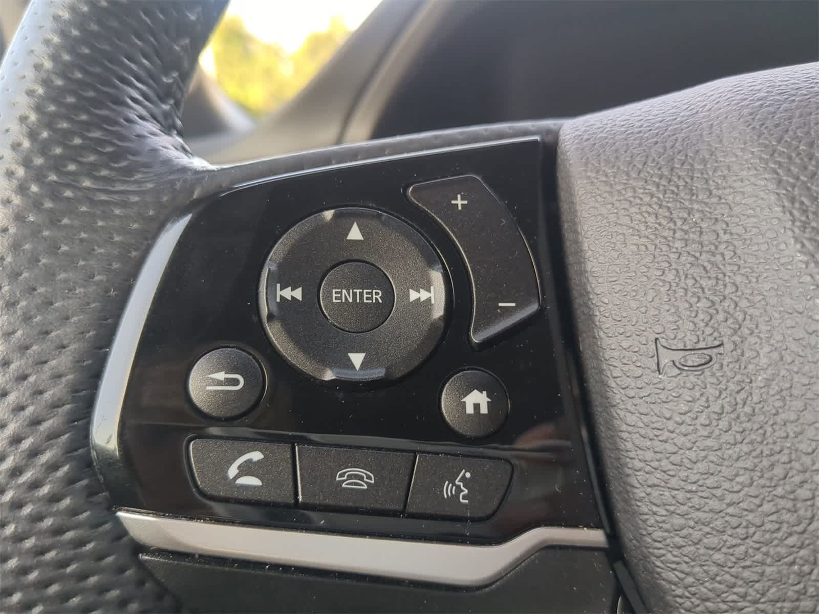 Thumbnail: 2022 Honda Passport - 23
