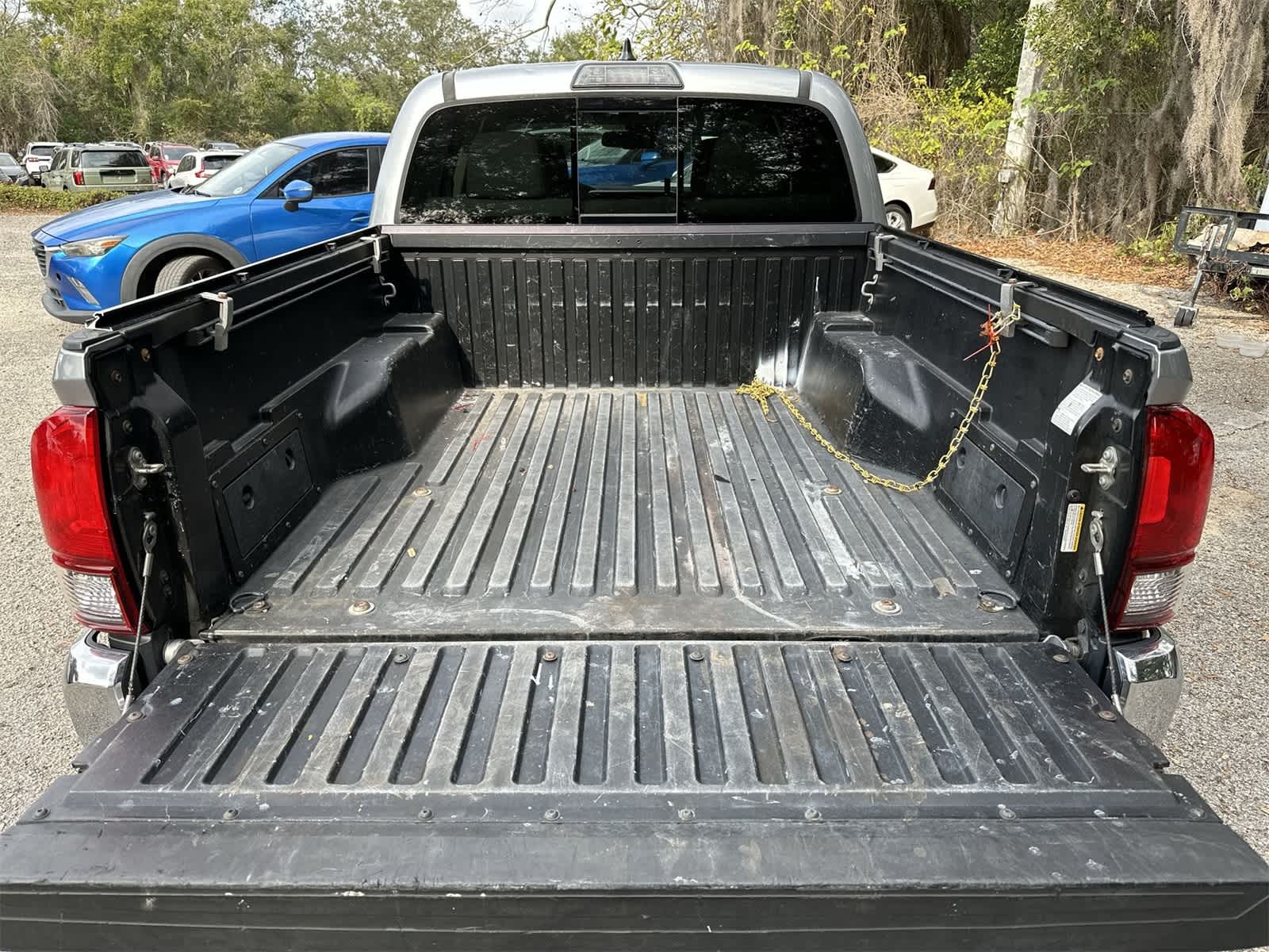 Thumbnail: 2018 Toyota Tacoma - 19