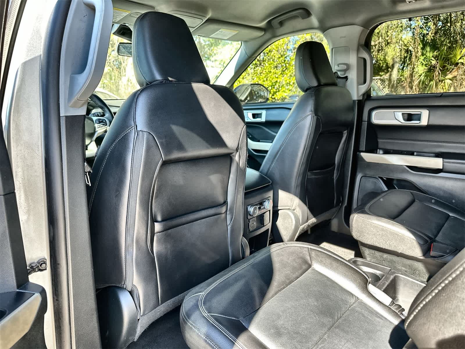 Thumbnail: 2021 Ford Explorer - 12